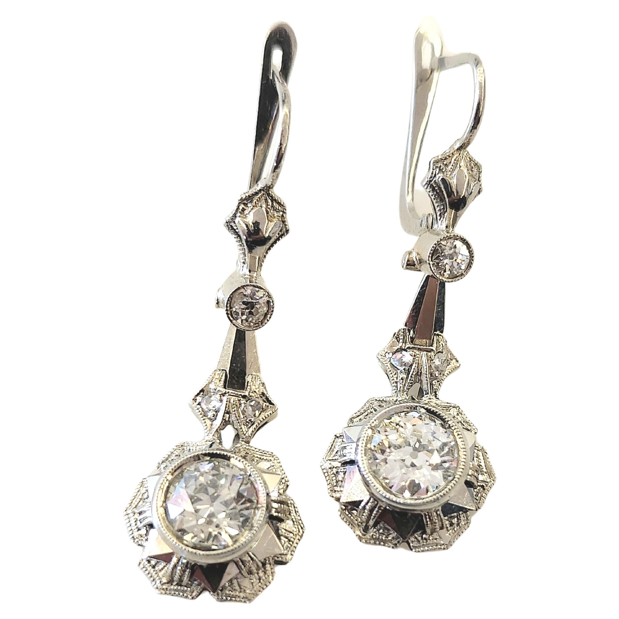 Antique 1.50 Carats Diamond Gold Dangling Earrings For Sale