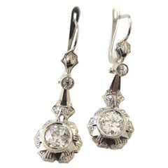 Antiquities Boucles d'oreilles pendantes en or avec 1,50 carats de diamant