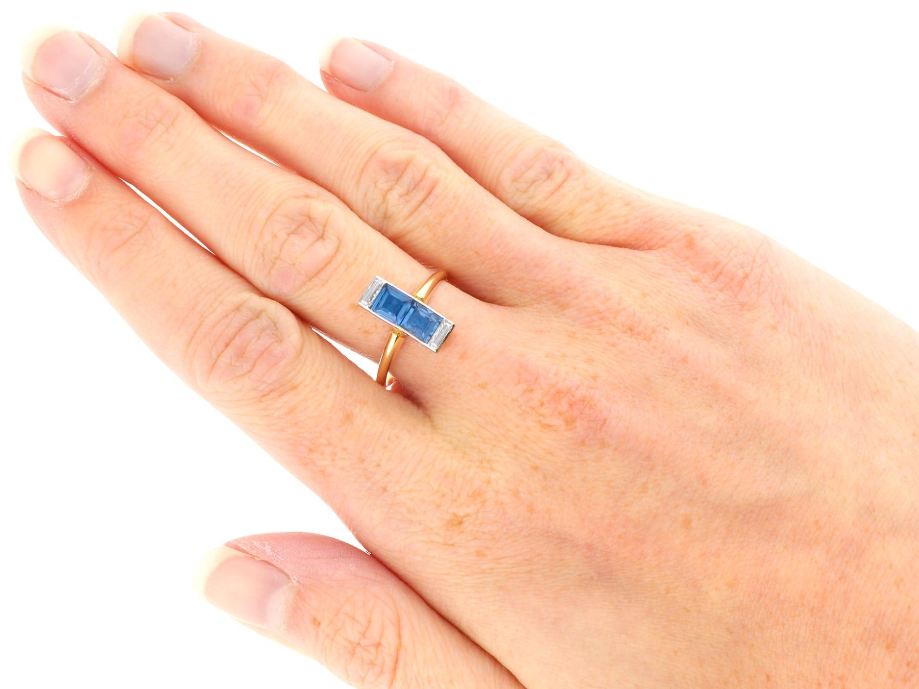 Antique 1.50Ct Sapphire and 0.24Ct Diamond 18k Yellow Gold Dress Ring Circa 193 For Sale 3