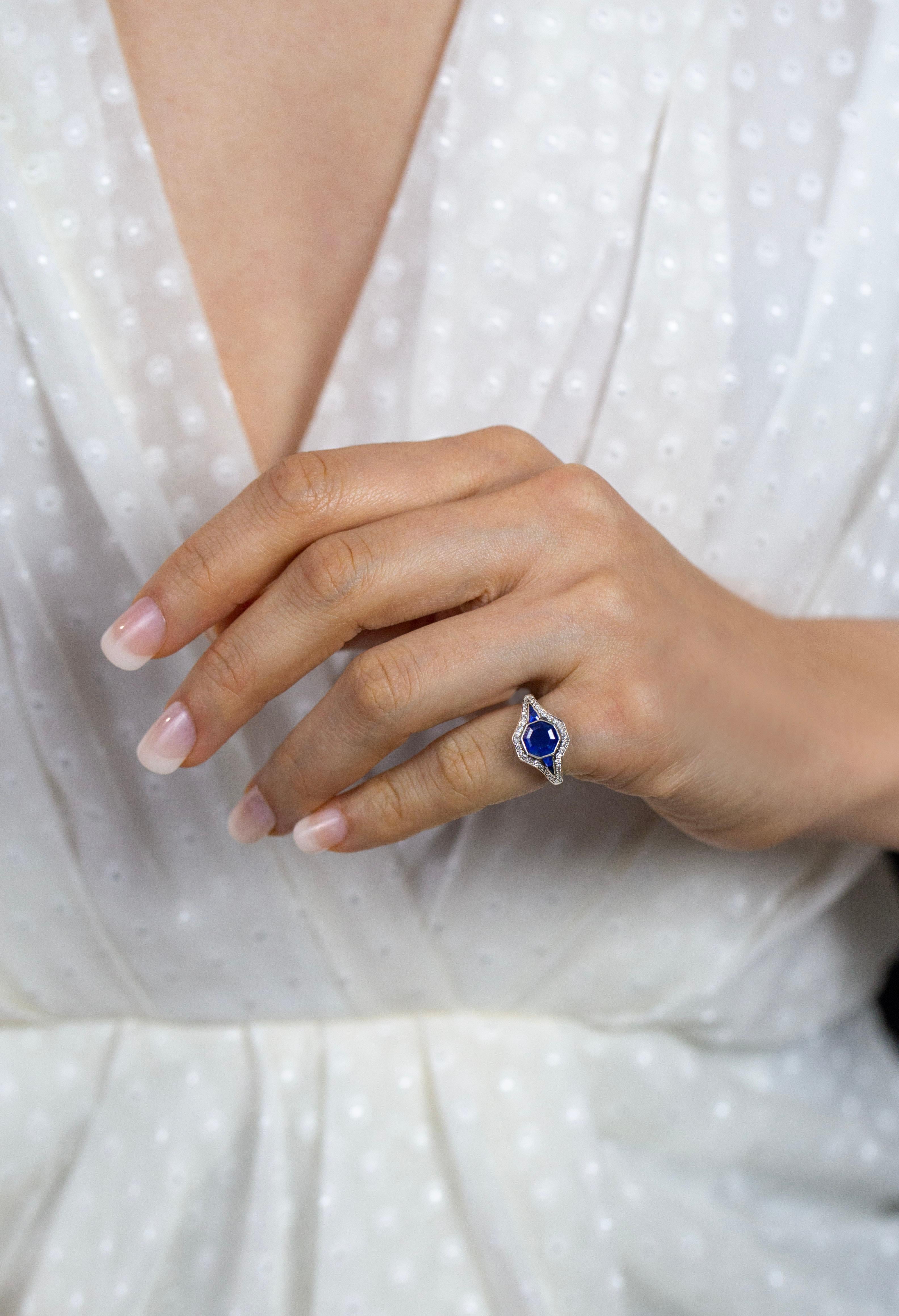 Antique 1.53 Carat Asscher Cut Blue Sapphire Engagement Ring For Sale 2