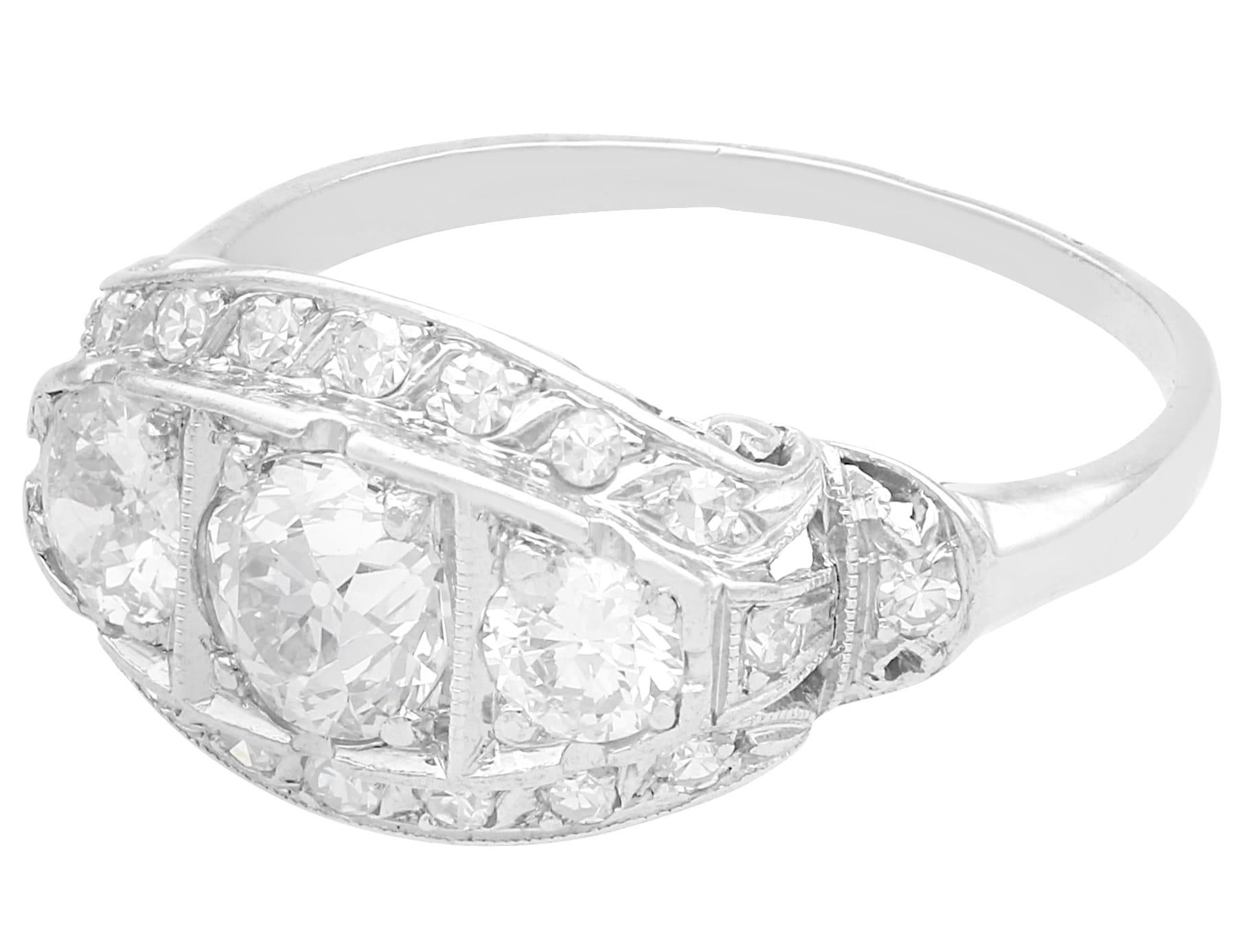 Bague ancienne en platine et diamant de 1,55 carat, c. 1920 Excellent état - En vente à Jesmond, Newcastle Upon Tyne