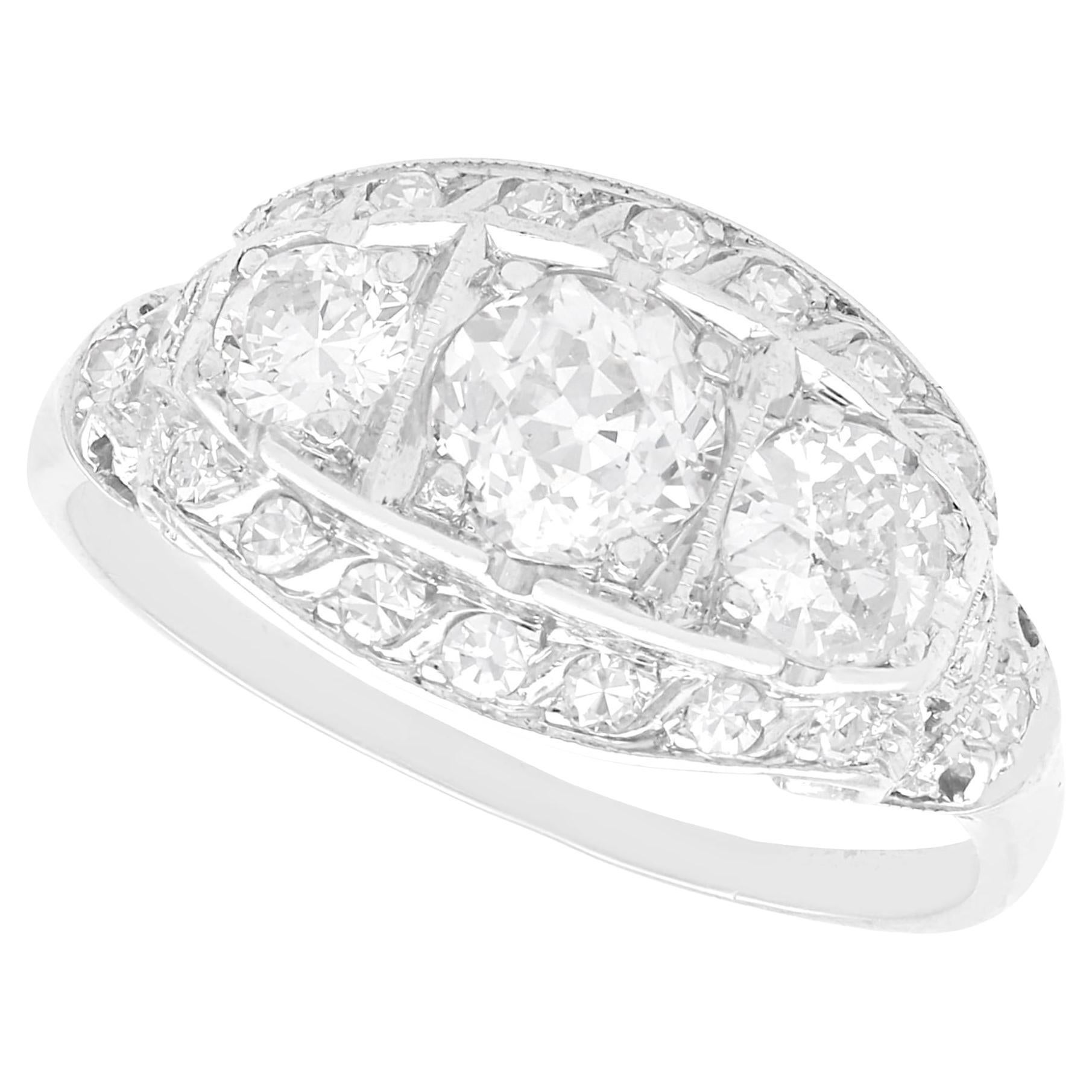 Anillo antiguo de platino y diamantes de 1,55 quilates Circa 1920