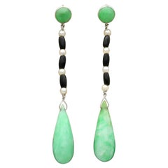 Antique 15.50 Carat Jade 1 Carat Onyx and Pearl Yellow Gold Drop Earrings