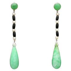 Antique 15.50 Carat Jade 1 Carat Onyx and Pearl Yellow Gold Drop Earrings