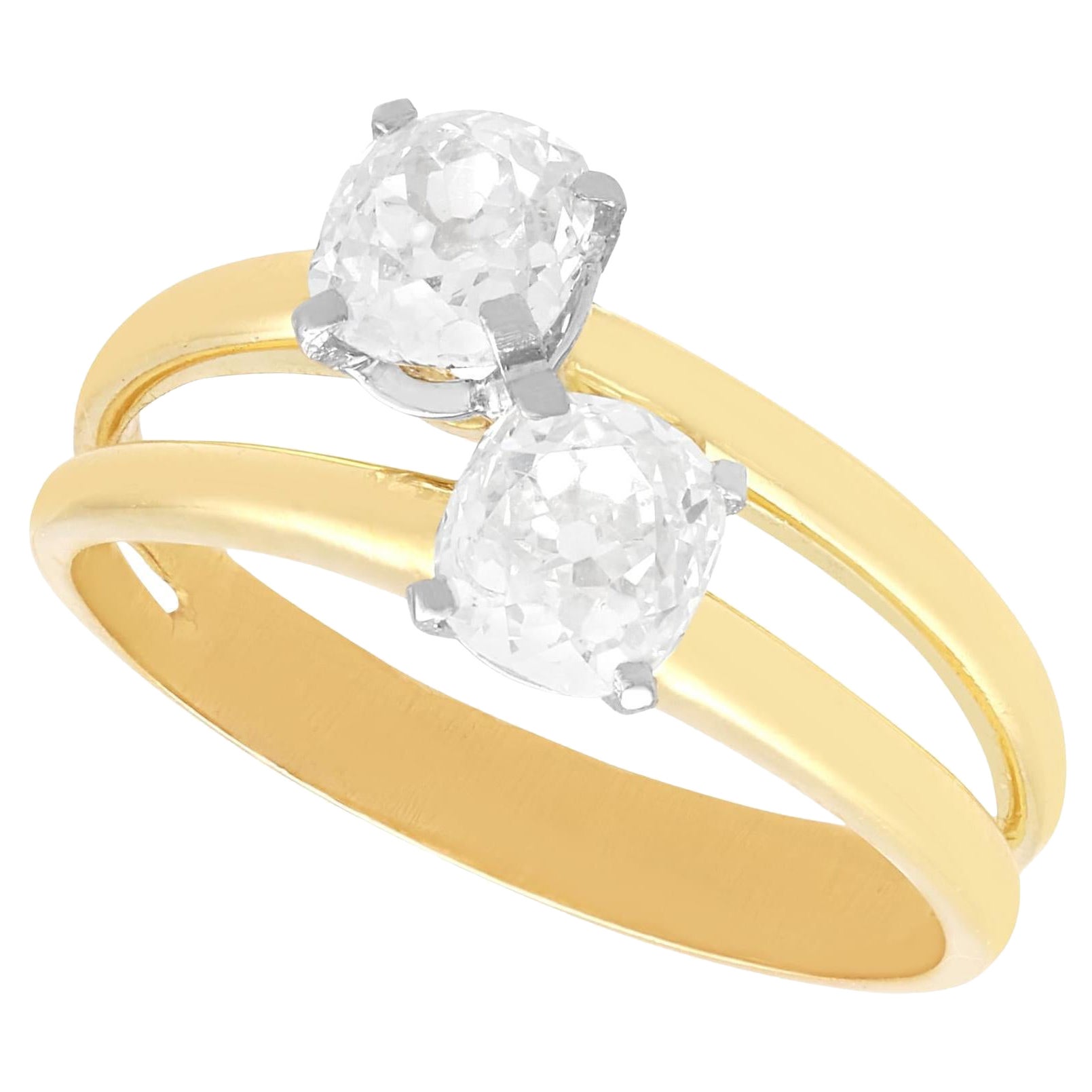Antique 1.55Ct Diamond and 18k Yellow Gold Engagement Ring Circa 1920 For Sale
