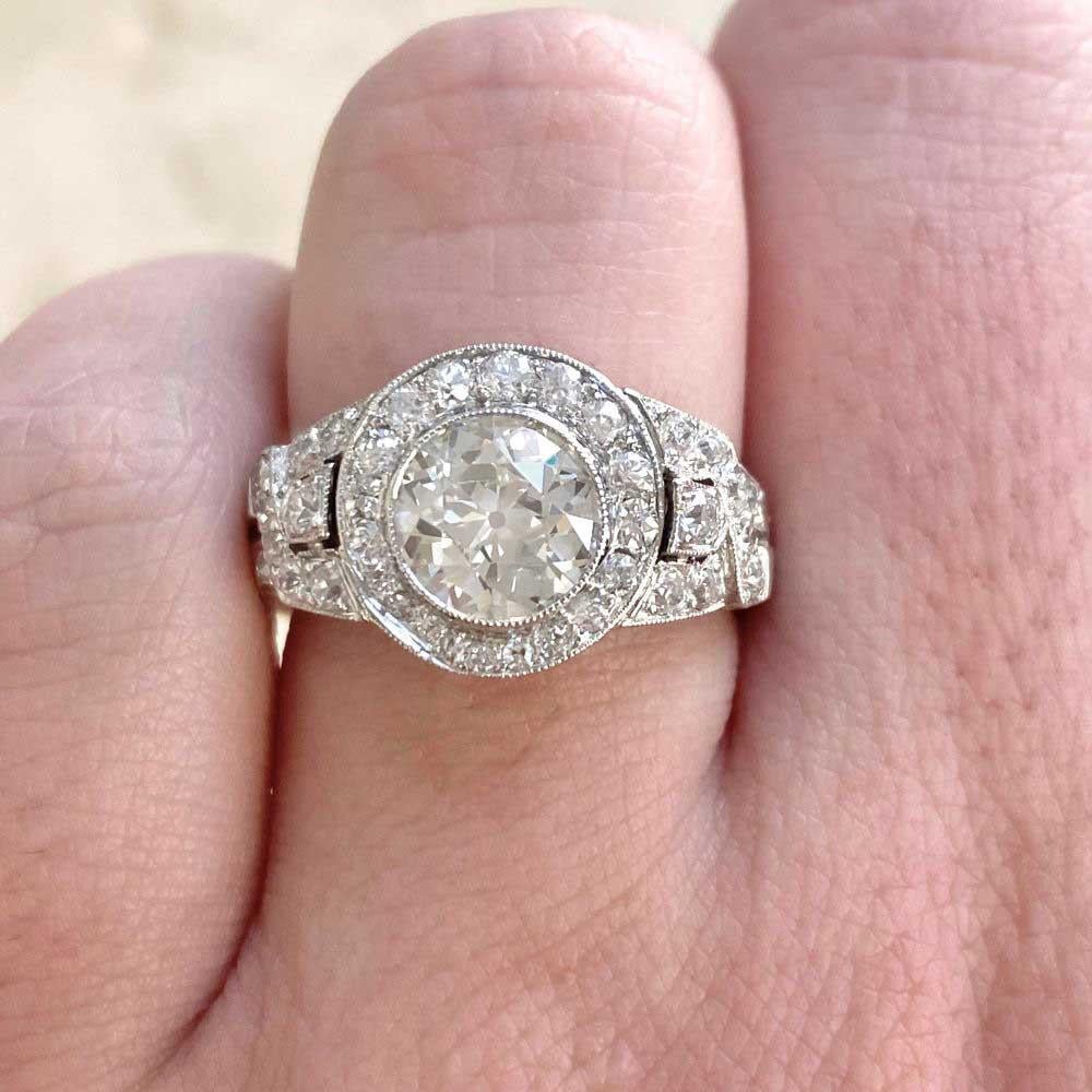 Antique 1.58ct Old European Cut Diamond Engagement Ring, VS1 Clarity, Platinum In Excellent Condition For Sale In New York, NY