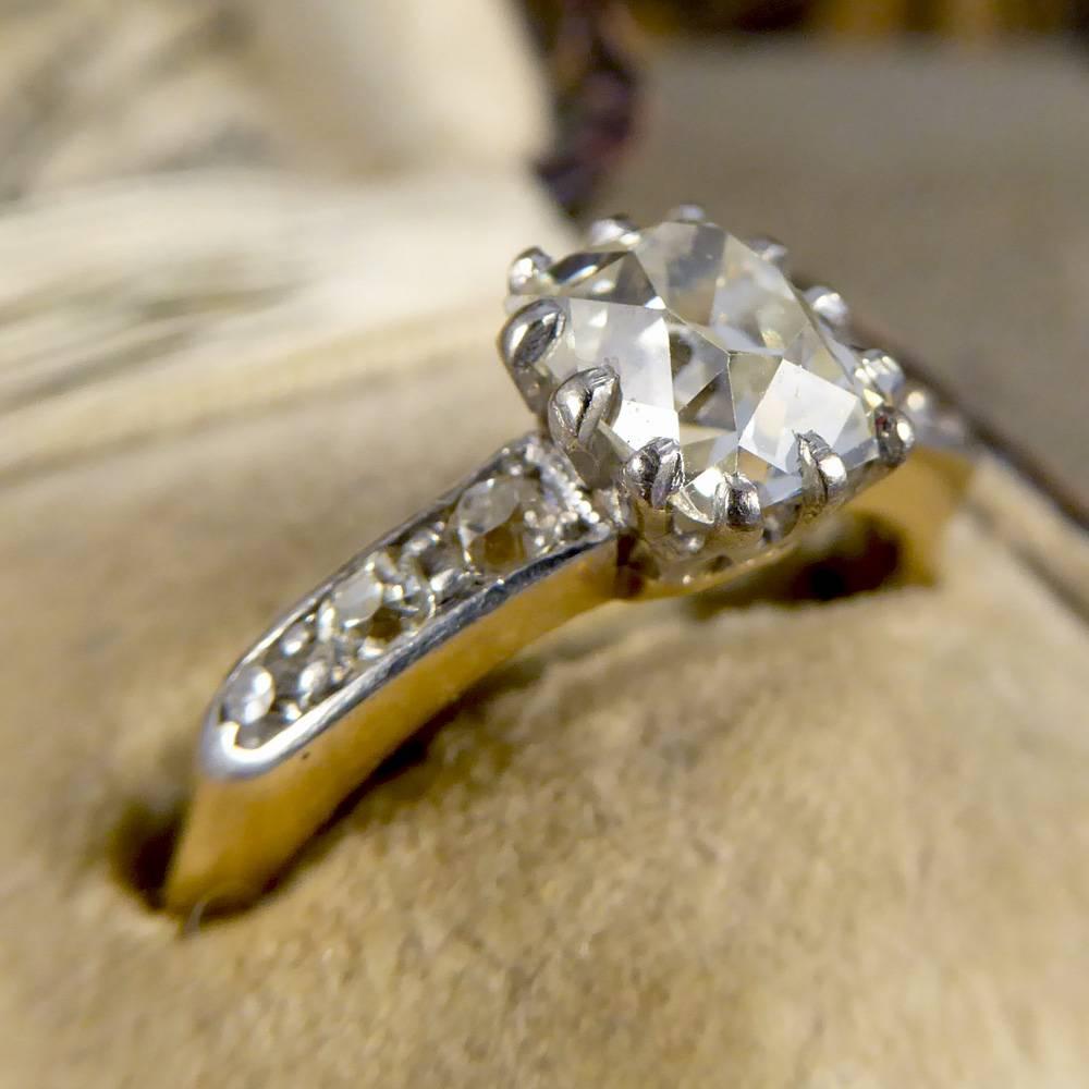 Antique 1.5ct Diamond Solitaire 18ct Engagement Ring with Diamond Shoulders In Good Condition In Yorkshire, West Yorkshire