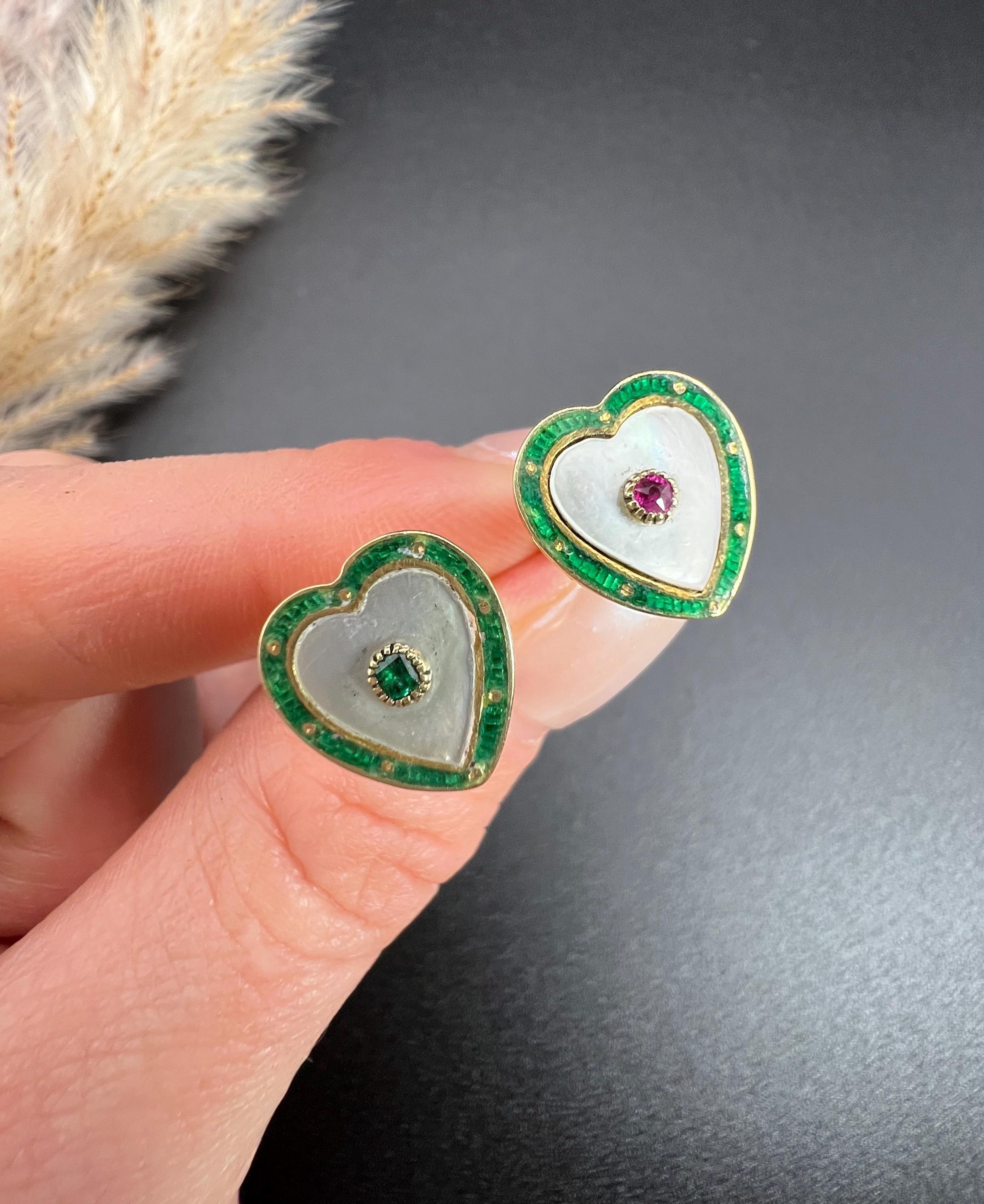 Antique 15ct Gold 1920s Mother of Pearl Green Enamel Ruby & Emerald Stud Earings For Sale 4