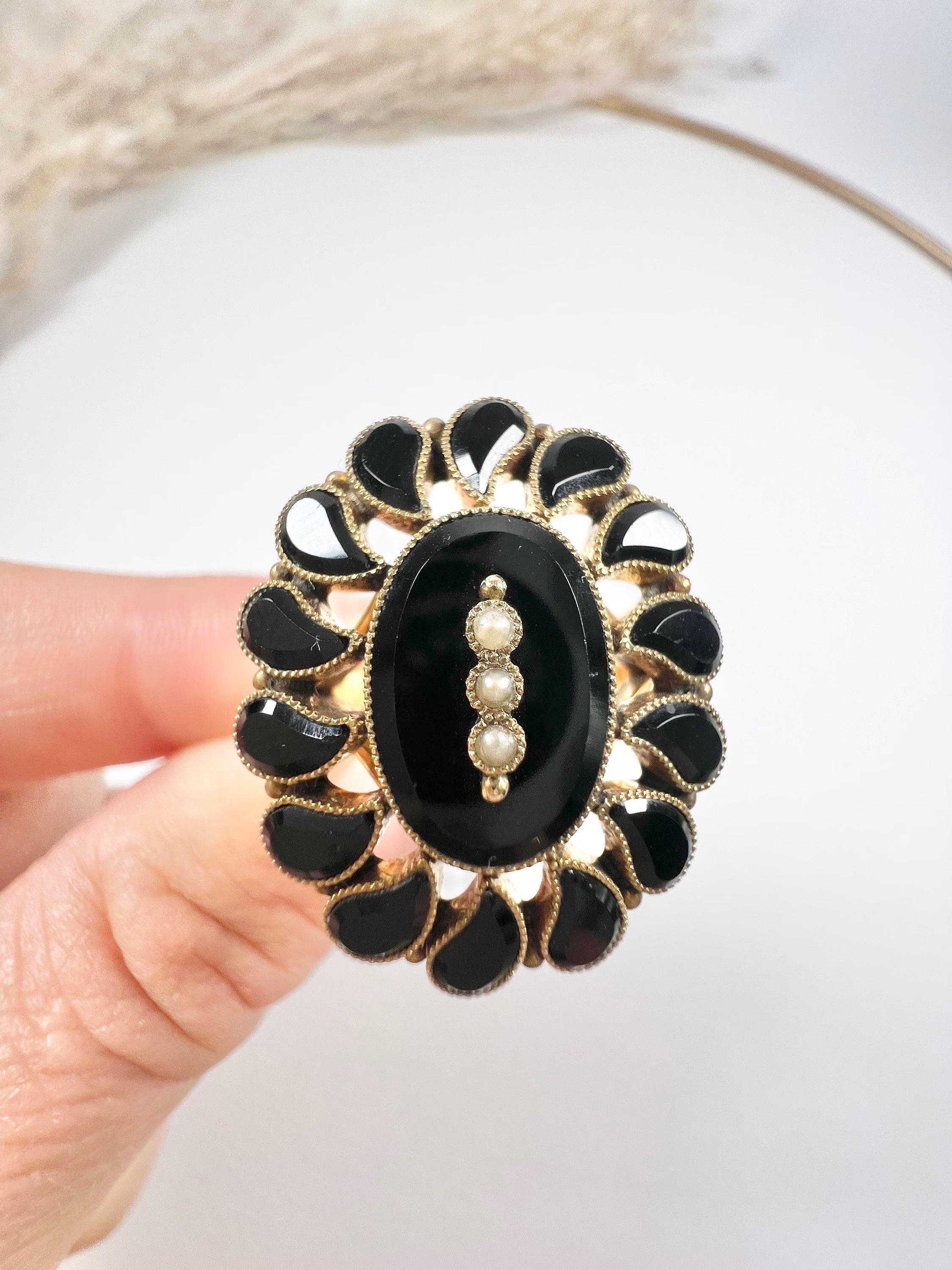 Women's or Men's Antique 15ct Gold 1920s Oval Onyx & Pearl Ring with an Onyx Teardrop Halo For Sale
