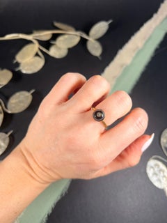 Antique 15ct Gold Banded Agate & Diamond Ring
