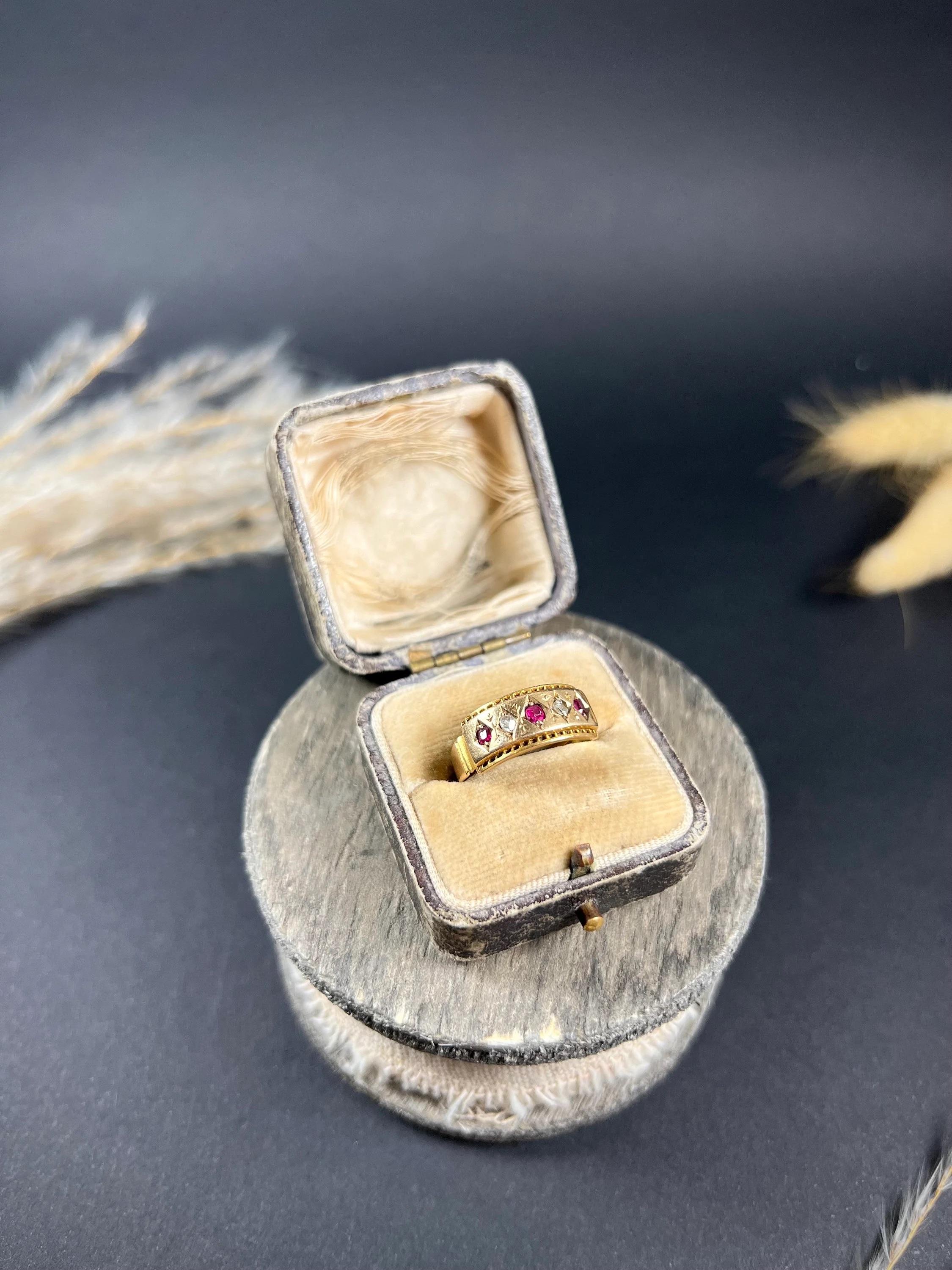 Antique 15ct Gold Birmingham Hallmarked Victorian Ruby & Diamond Five Stone Ring For Sale 6