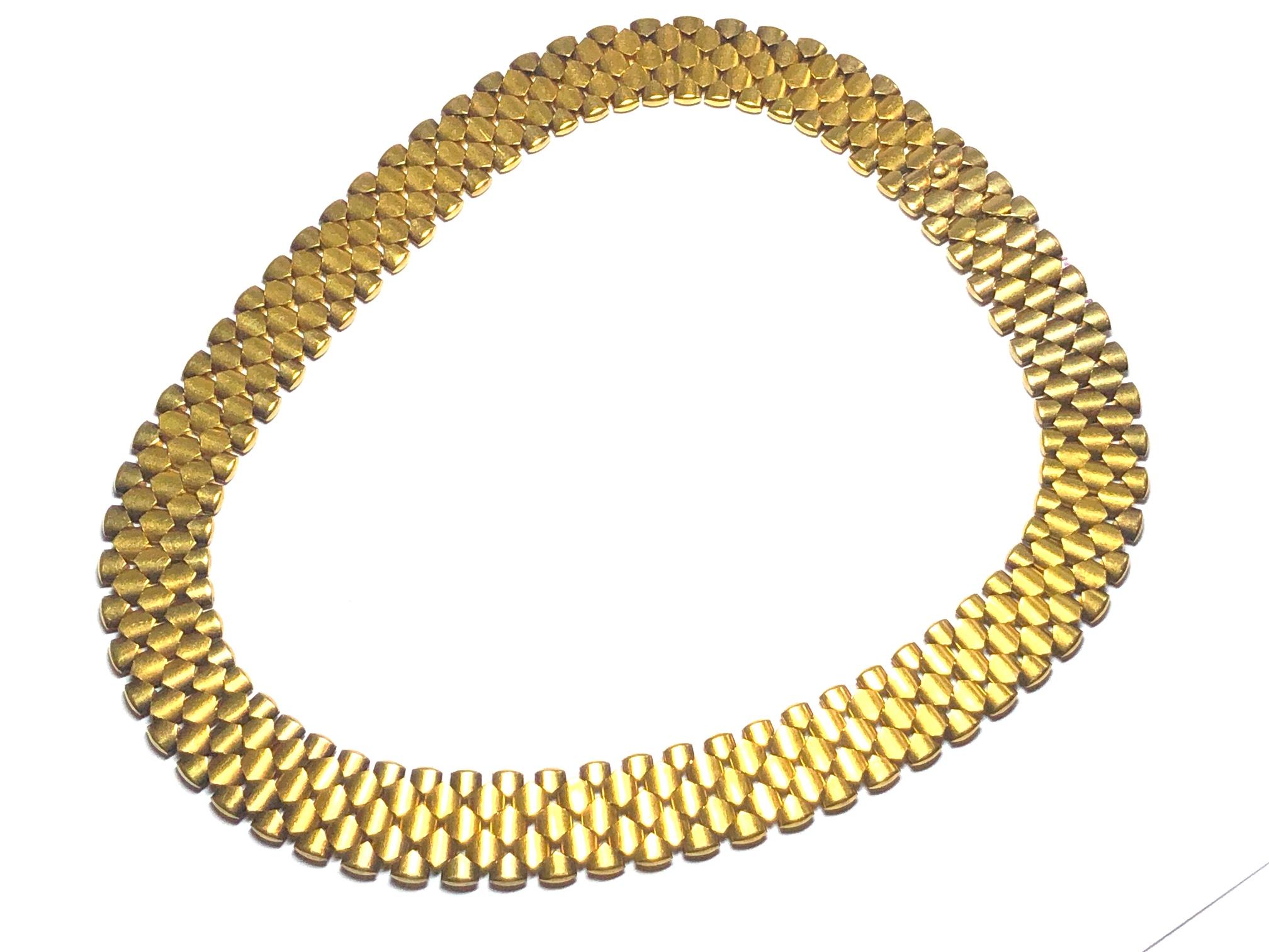 Victorian Antique 15 Carat Gold Collar Necklace, circa 1875