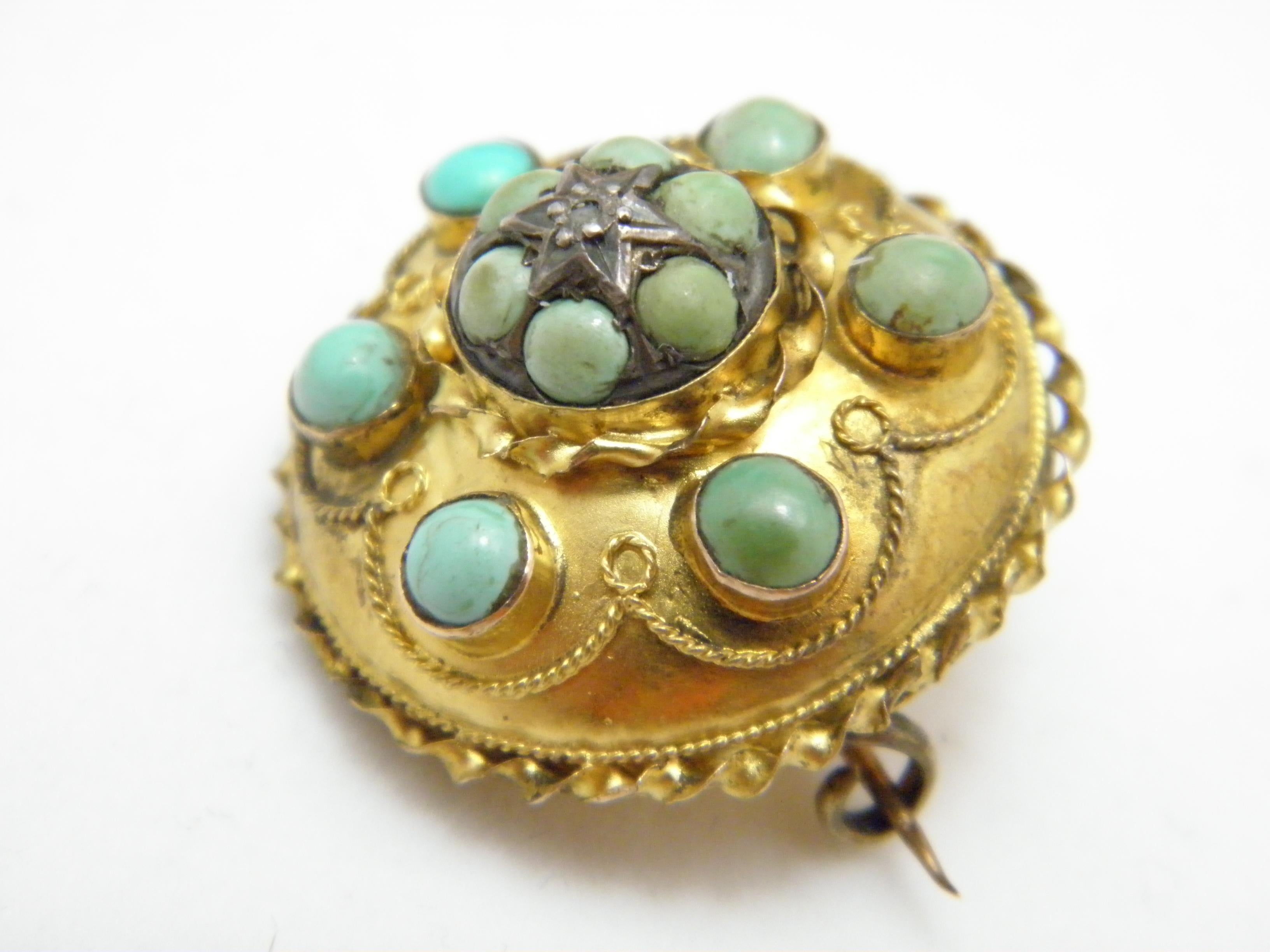 Taille ronde Broche cible en or 15 carats avec diamants et turquoise, épaisse, 8 g 625 pureté, c. 1850 en vente
