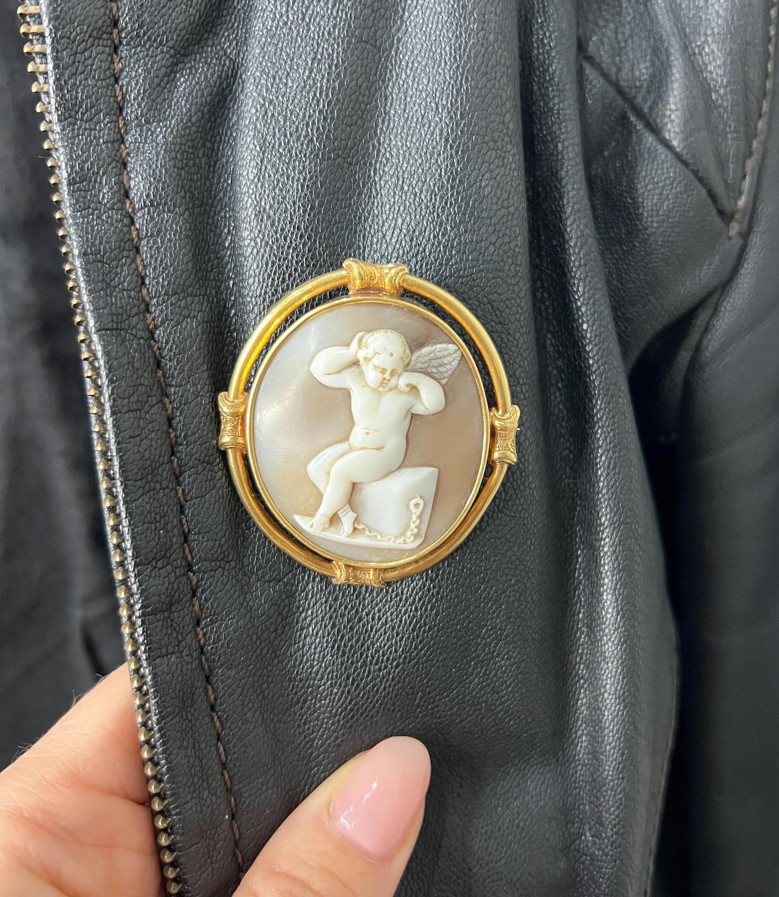 Antique 15ct Gold, Early Victorian Cherub Shell Cameo Portrait Brooch For Sale 6