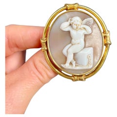 Antique 15ct Gold, Early Victorian Cherub Shell Cameo Portrait Brooch