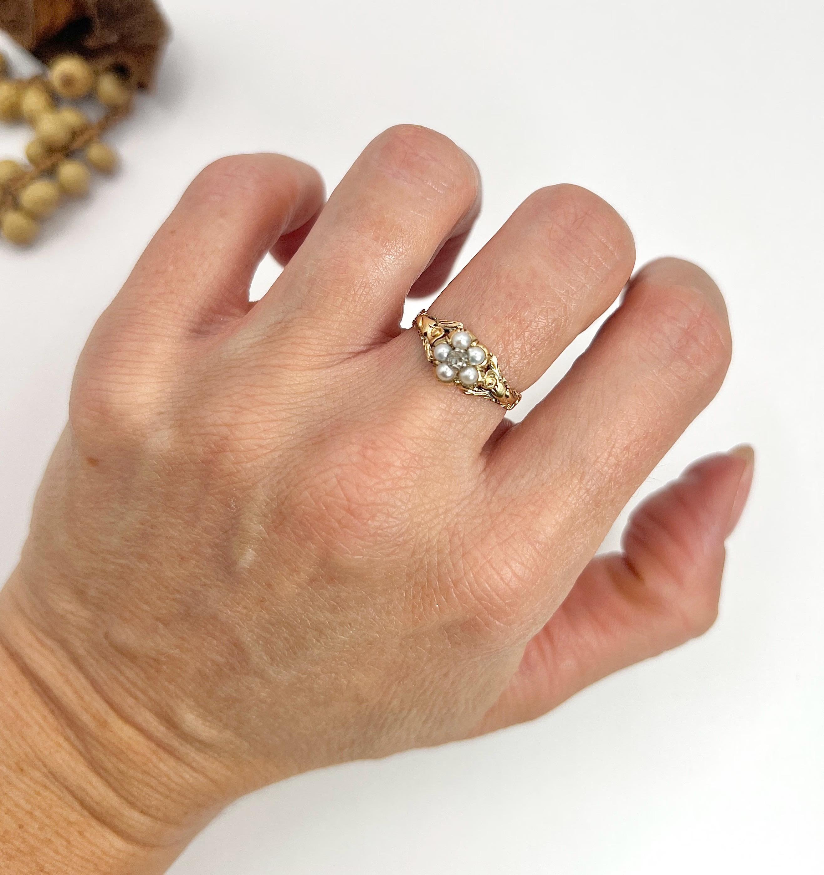 Antique 15ct Gold, Early Victorian Pearl & Rose Cut Diamond Daisy Cluster Ring 3
