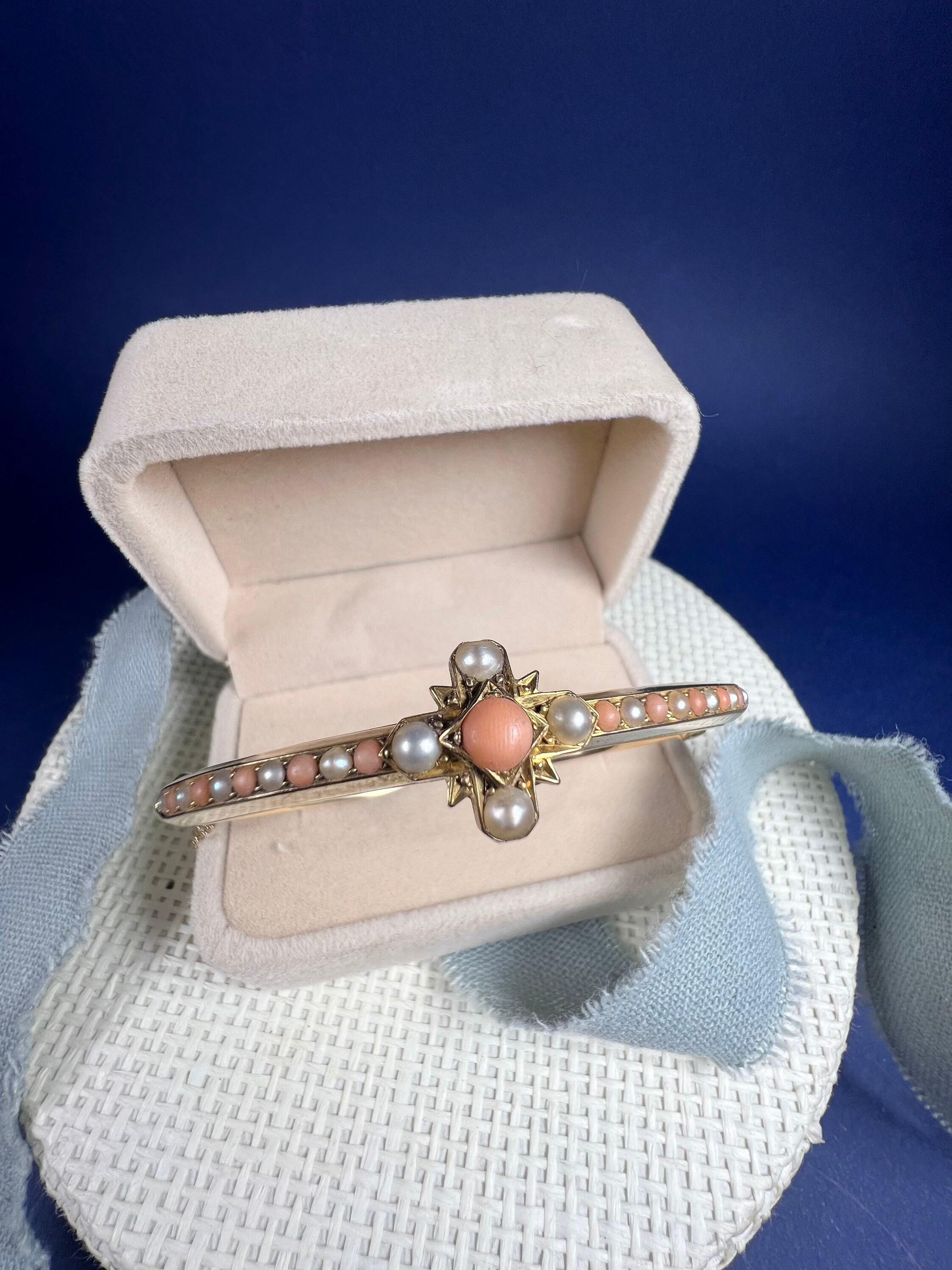 Antique 15ct Gold Edwardian Coral & Pearl Bangle Bracelet For Sale 3