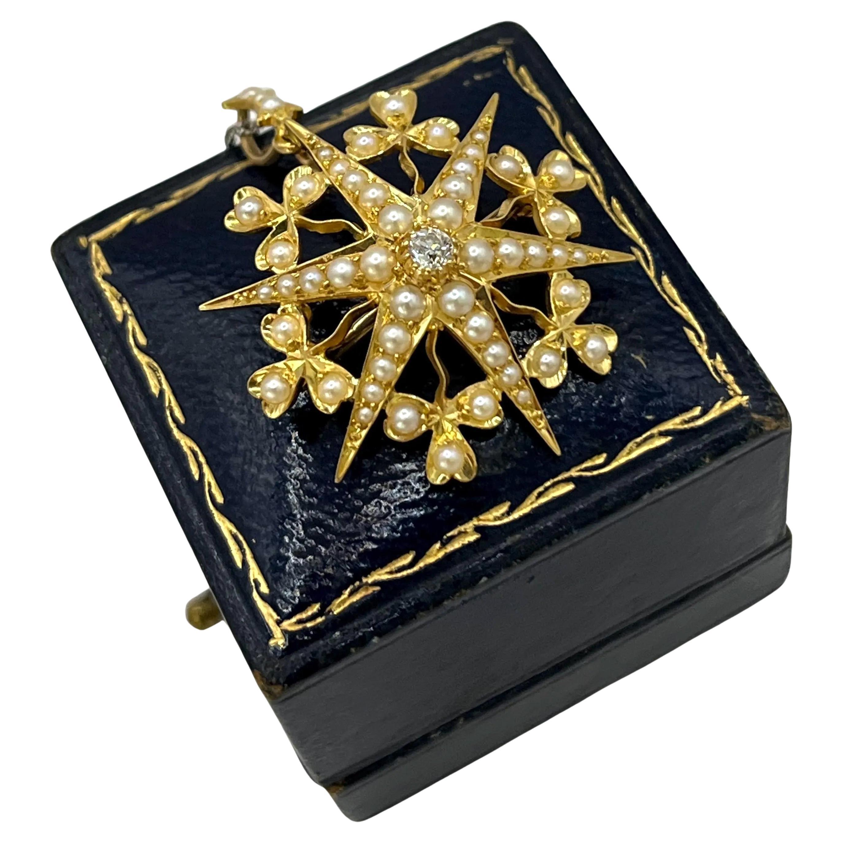Antico ciondolo a stella con diamanti e perle in oro 15ct di Edwardi, CIRCA 1910 in vendita