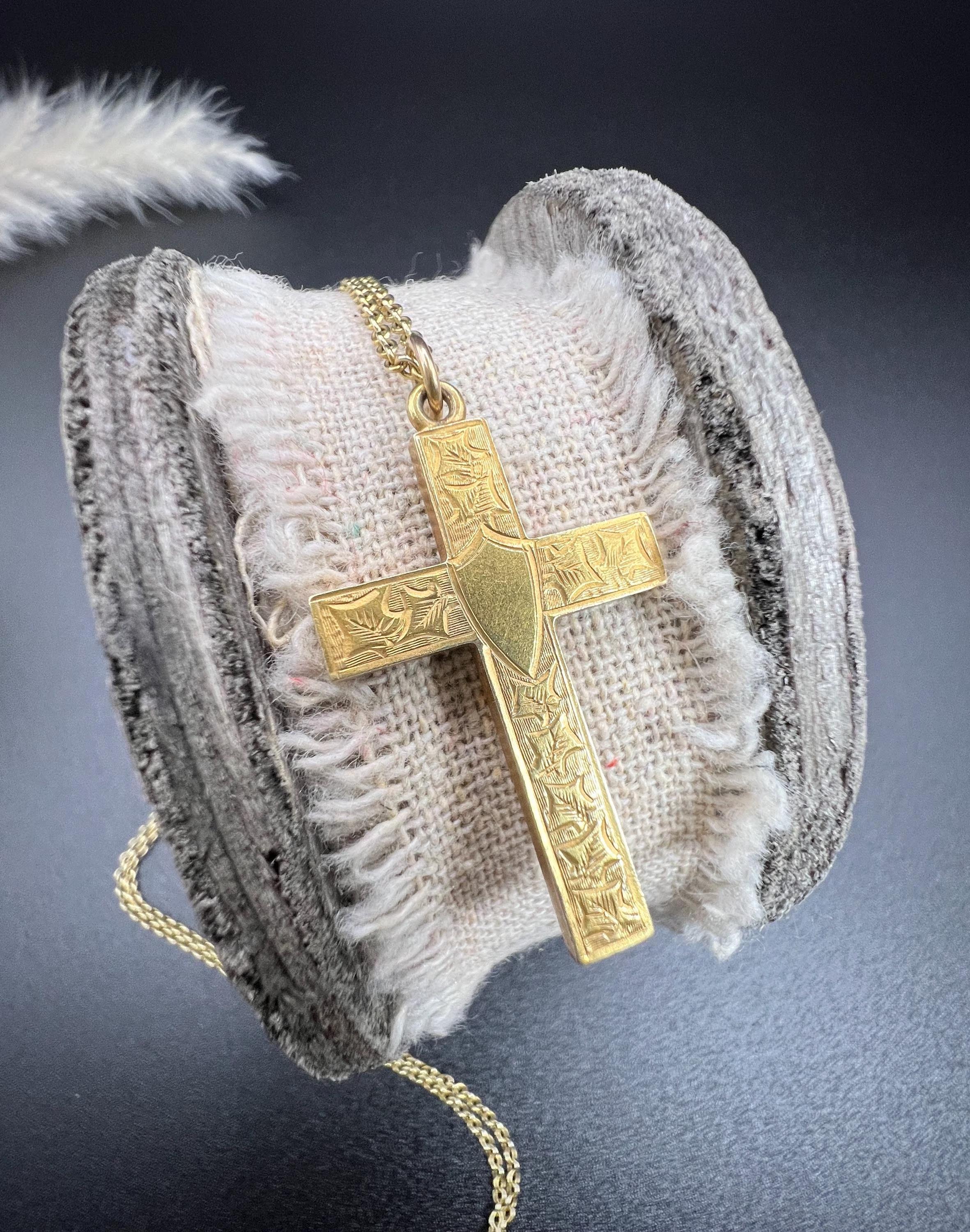 Pendentif édouardien ancien en or 15 carats avec croix gravée, poinçonné Birmingham 1905 4