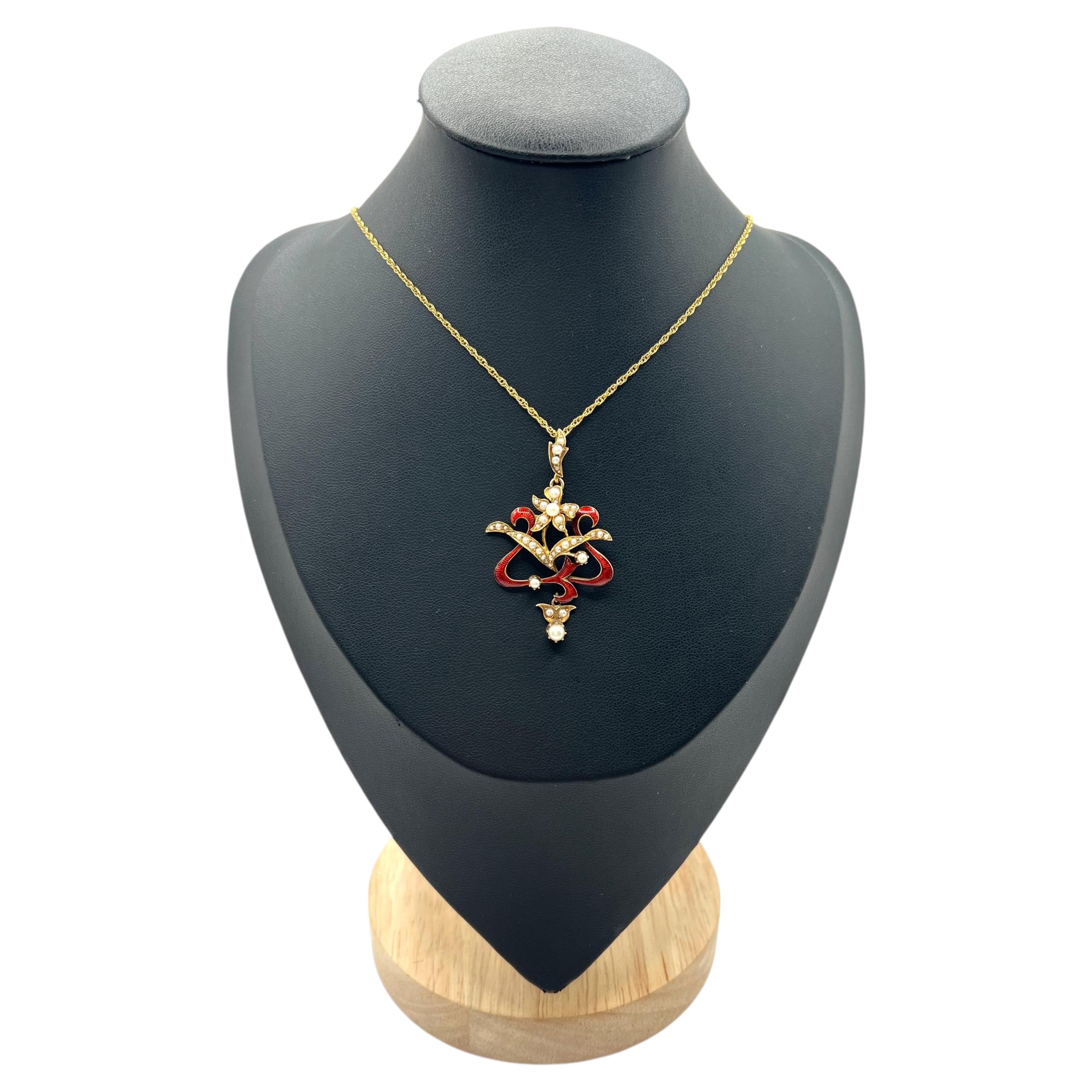 Antique 15ct Gold Edwardian era Red Enamel & Seed Pearl Floral Pendant