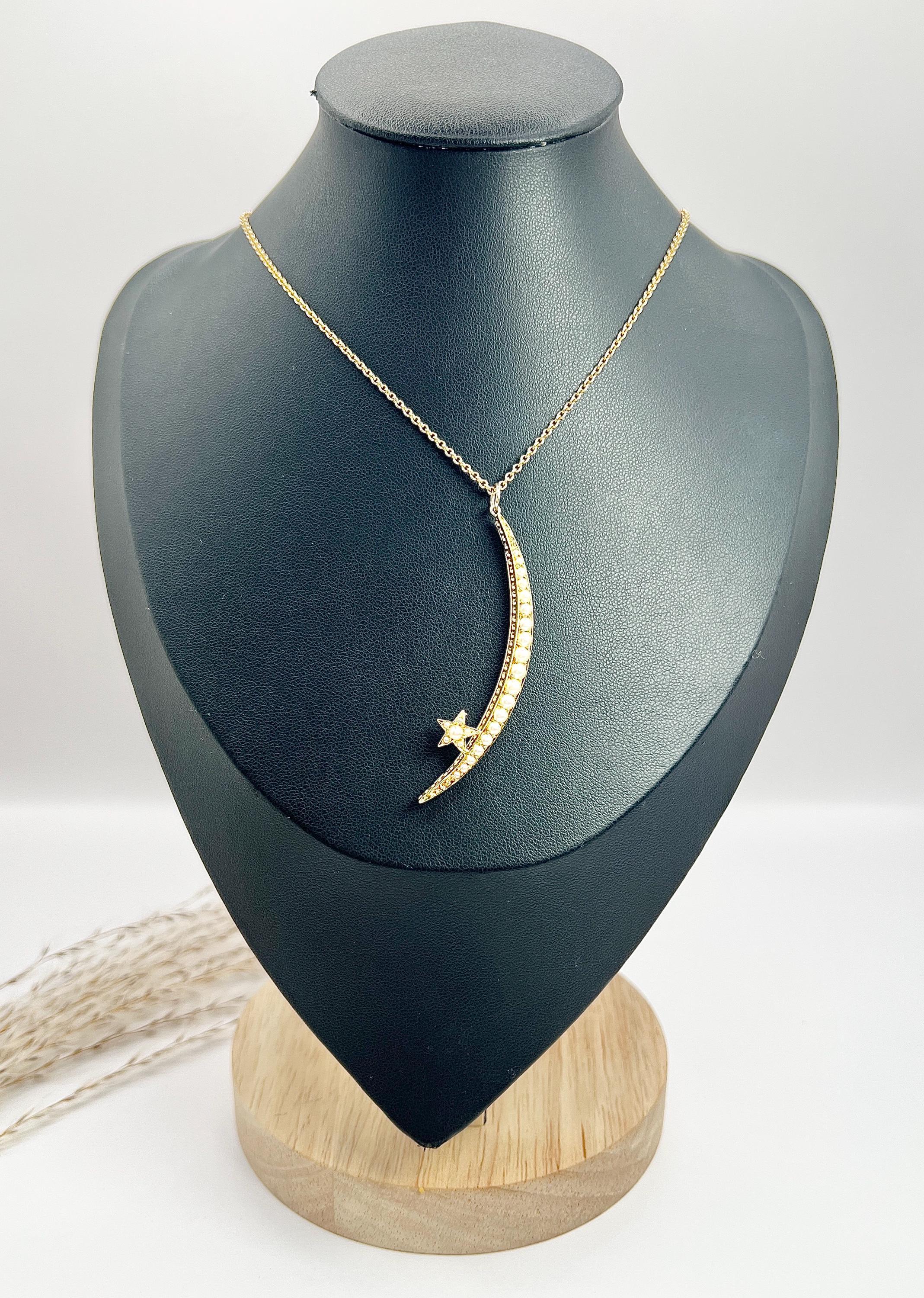 Ciondolo antico in oro 15ct e perle edoardiane a forma di mezzaluna e di stella in vendita 1