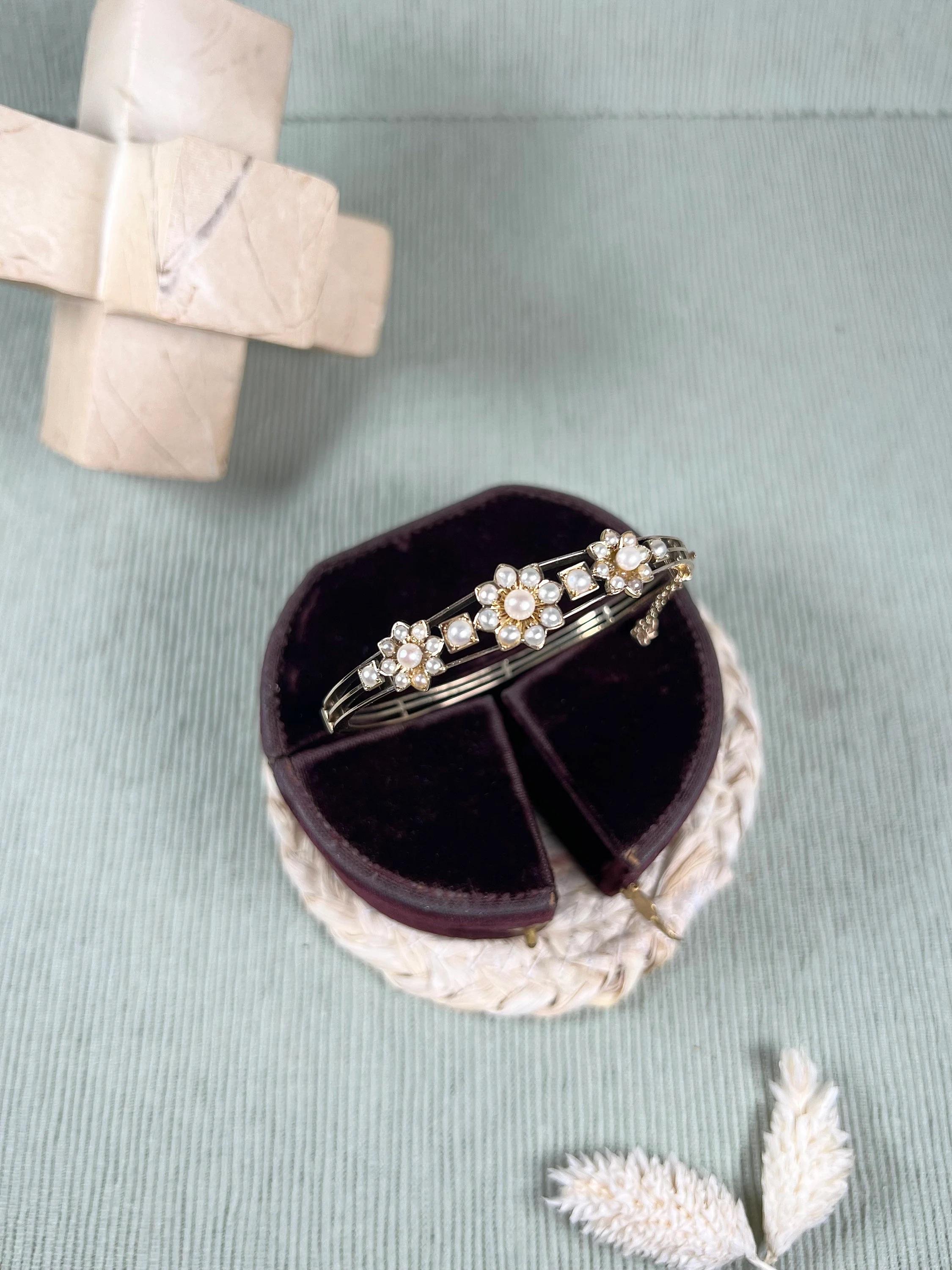 Round Cut Antique 15ct Gold Edwardian Pearl Flower Bangle Bracelet
