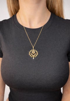 Antique 15ct Gold , Edwardian Peridot & Seed Pearl Flower Pendant/Brooch