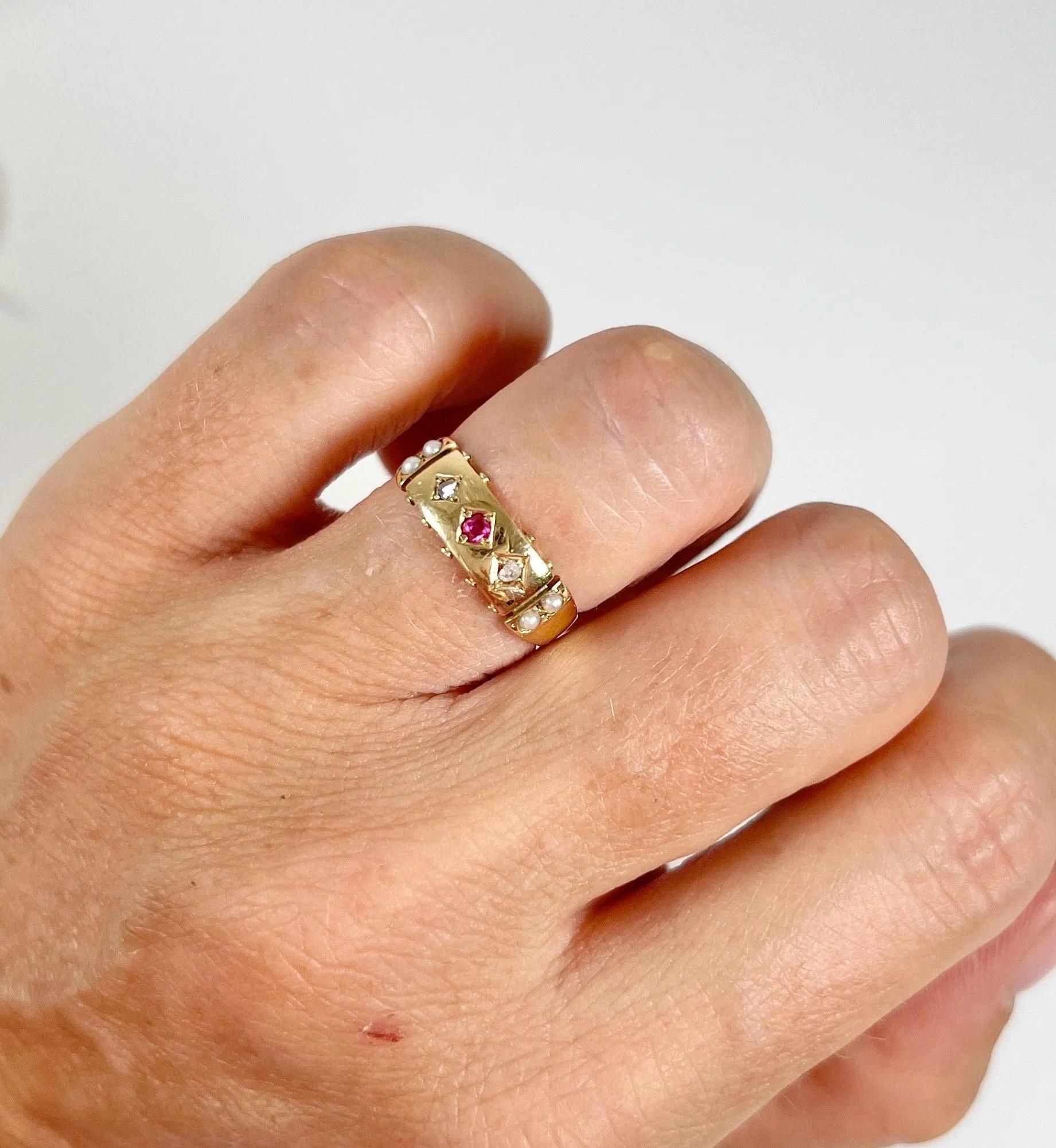 Antique 15ct Gold, Edwardian Ruby, Diamond & Pearl Band Ring In Good Condition In Brighton, GB