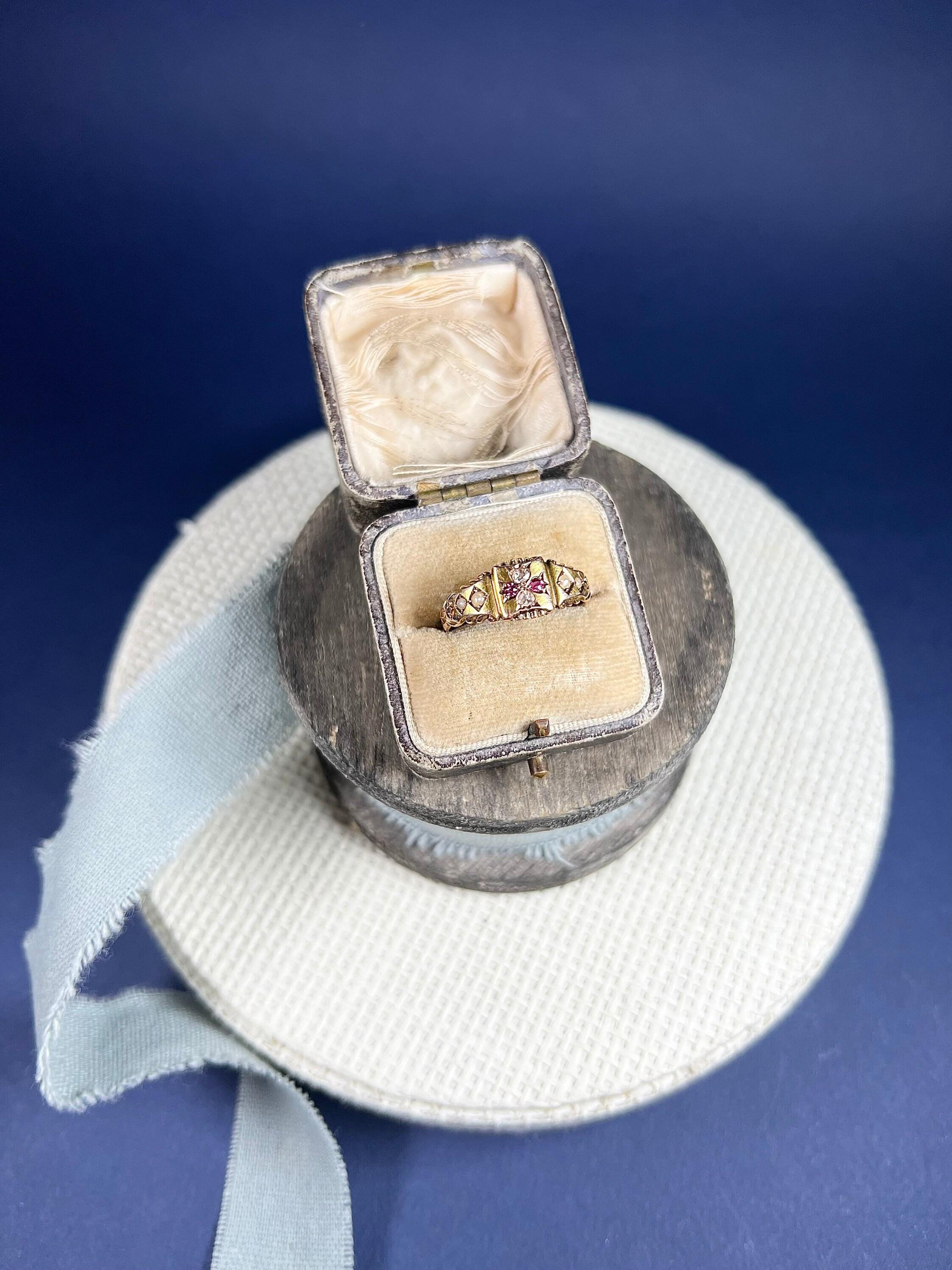 Round Cut Antique 15ct Gold Edwardian Ruby, Diamond & Pearl Ring For Sale
