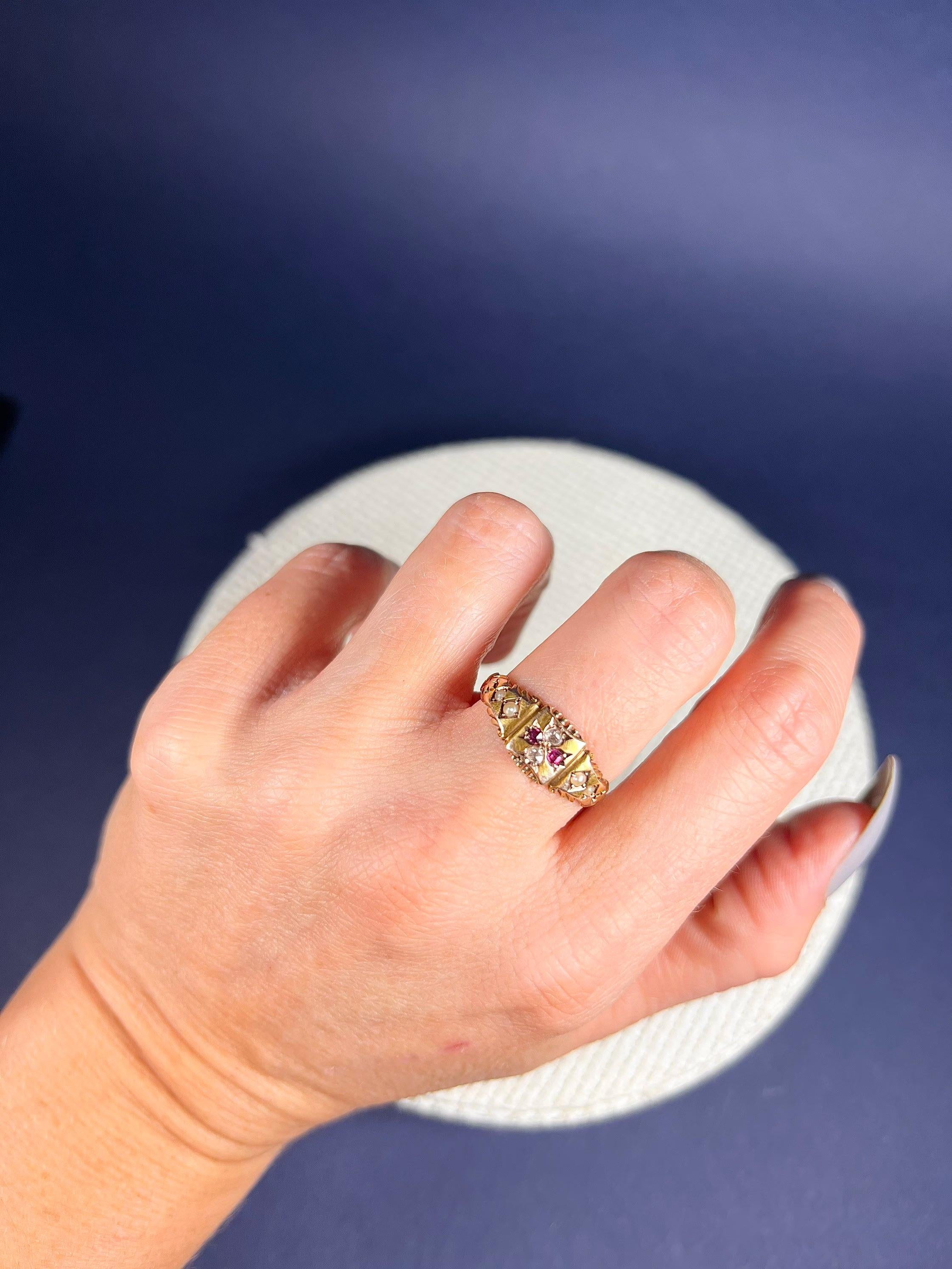 Antique 15ct Gold Edwardian Ruby, Diamond & Pearl Ring For Sale 3