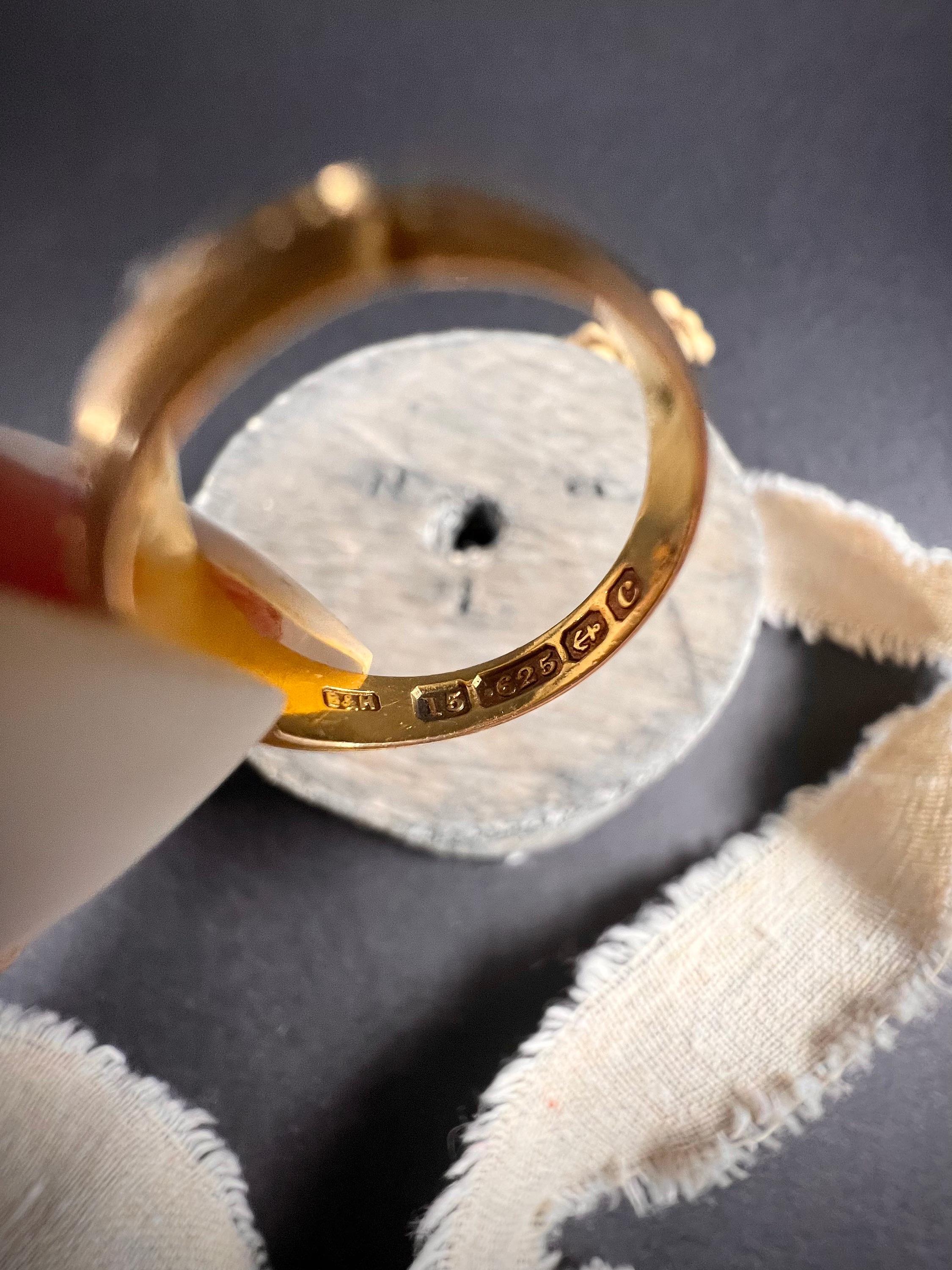 Antiker edwardianischer Ring aus 15 Karat Gold mit Rubin und Diamant (Gemischter Schliff) im Angebot