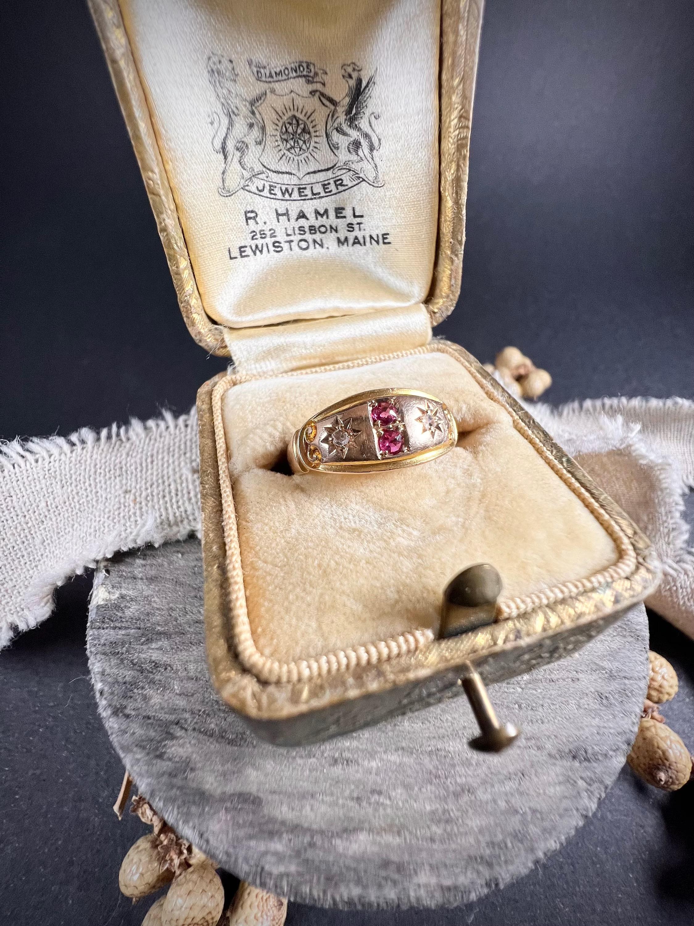 Antiker edwardianischer Ring aus 15 Karat Gold mit Rubin und Diamant im Angebot 1