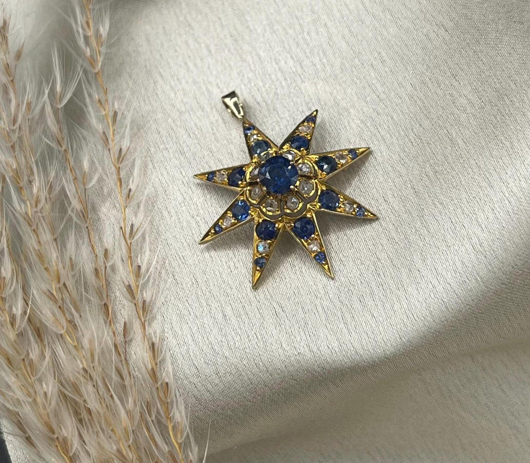 da uomo o donna Antico ciondolo a stella in oro 15ct, zaffiro e diamante di epoca edoardiana, CIRCA 1900 in vendita