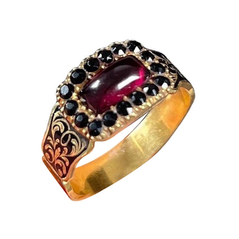 Antique 15ct Gold Georgian Onyx, Garnet & Enamel Mourning Ring 1824 For Sale