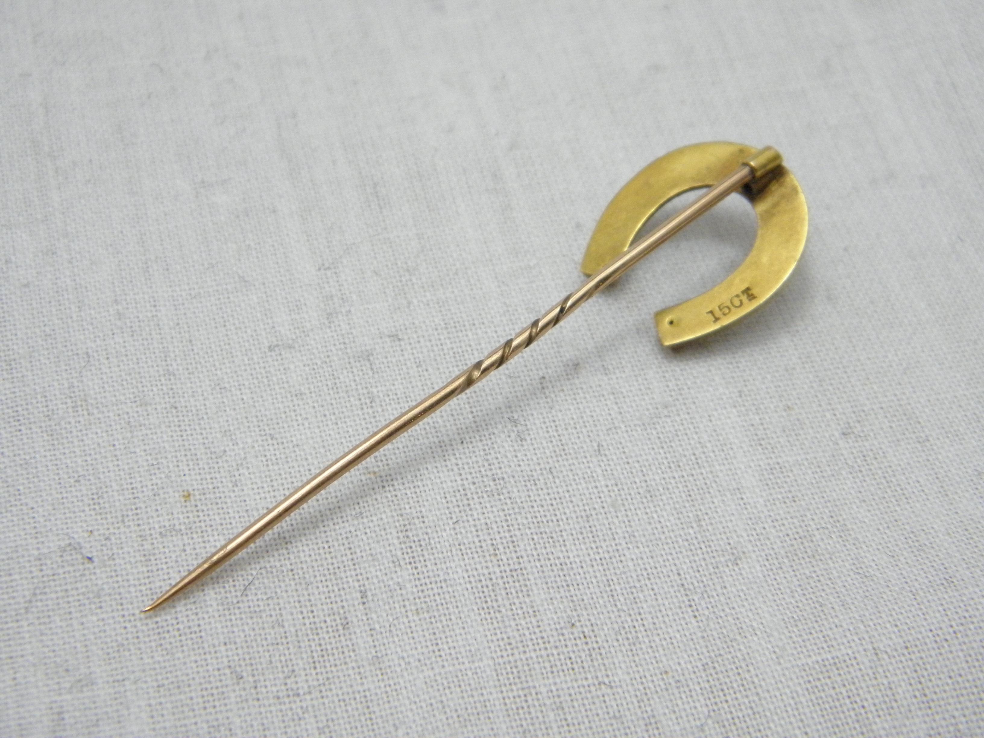 Antique 15ct Gold Lucky Horseshoe Pin Brooch c1860 Rose 625 Purity Tie Lapel Hat For Sale 1