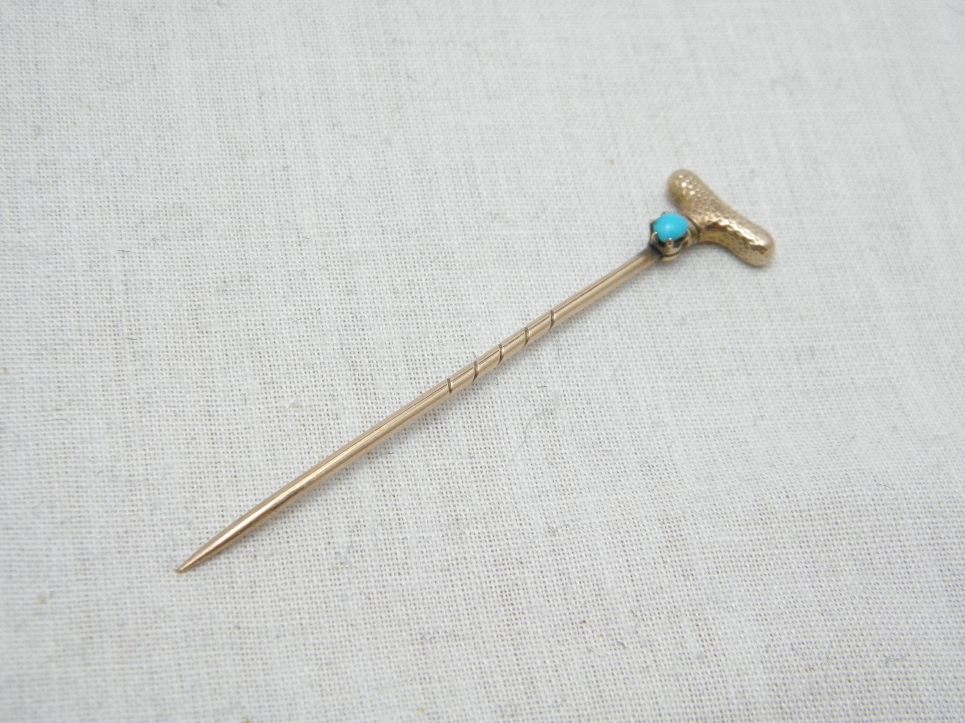 If you have landed on this page then you have an eye for beauty.

On offer is this gorgeous

15CT GOLD NATURAL TURQUOISE WALKING STICK STOCK PIN BROOCH

DETAILS
Material: 15ct (625/000) Solid Heavy Rose Gold
Style: Victorian classic pin in the stock