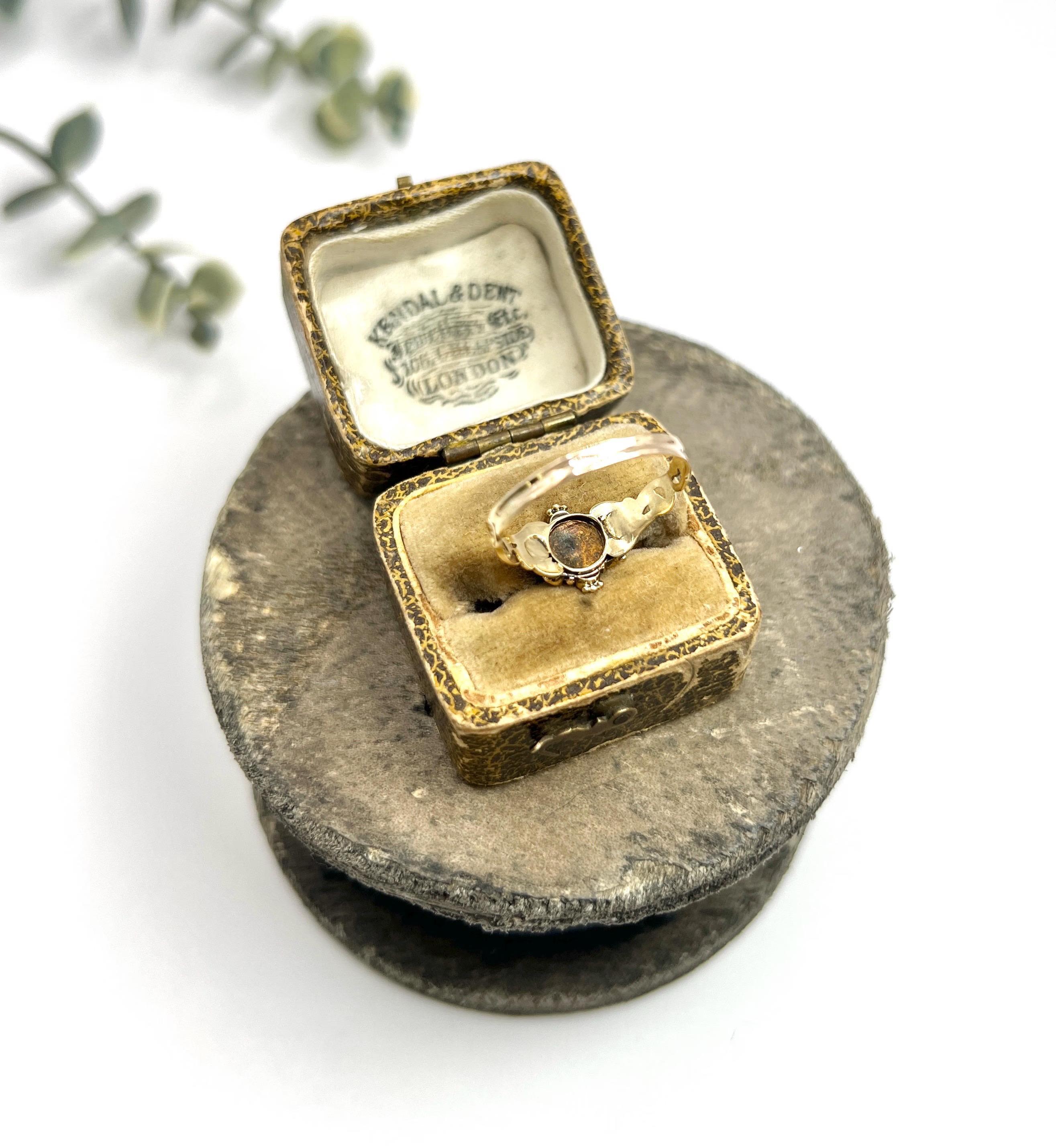 Round Cut Antique 15ct Gold Victorian Amethyst Emerald and Pearl Suffragette Cluster Ring