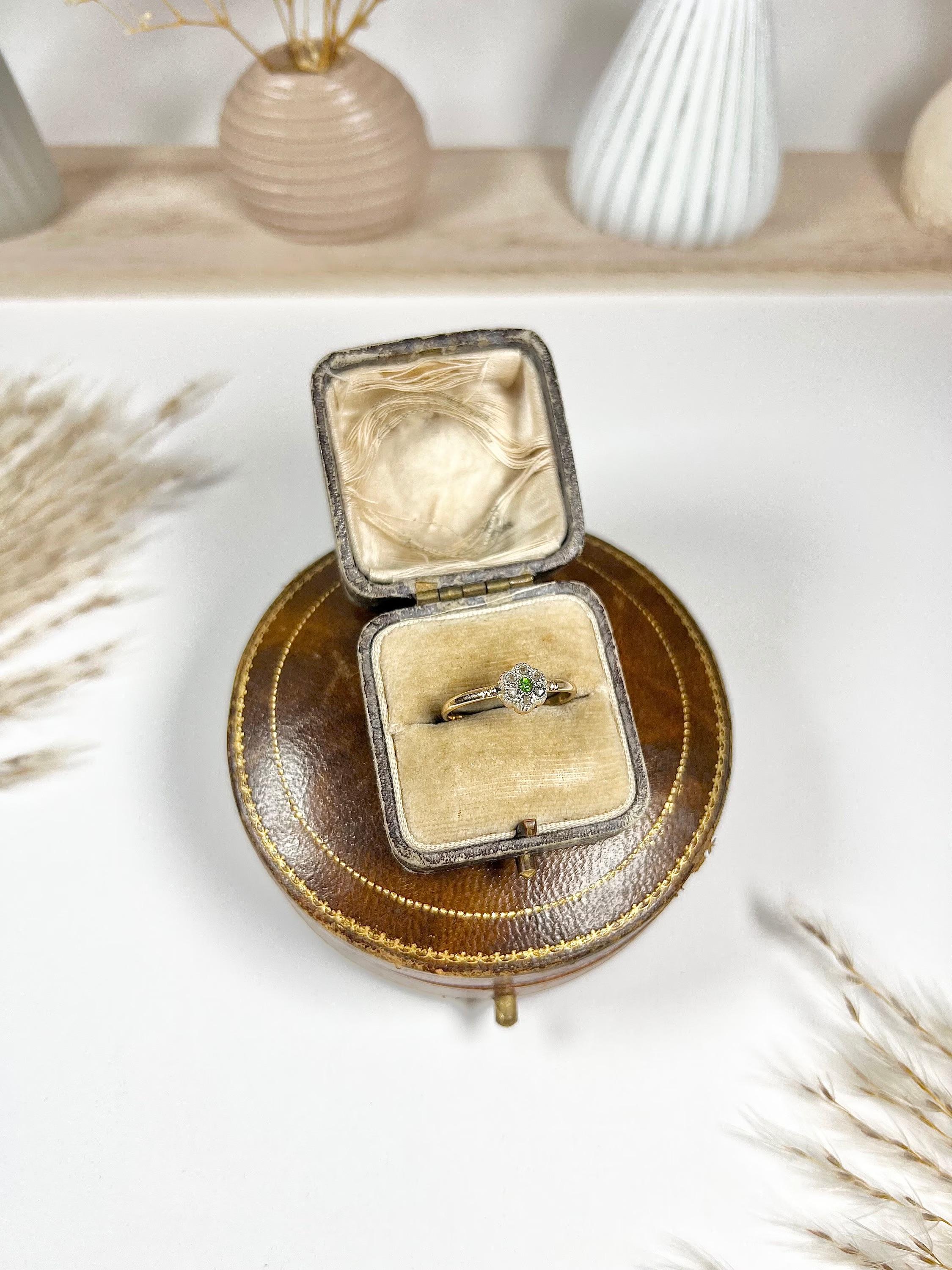 Antique 15ct Gold Victorian Demantoid Garnet & Diamond Daisy Ring 1