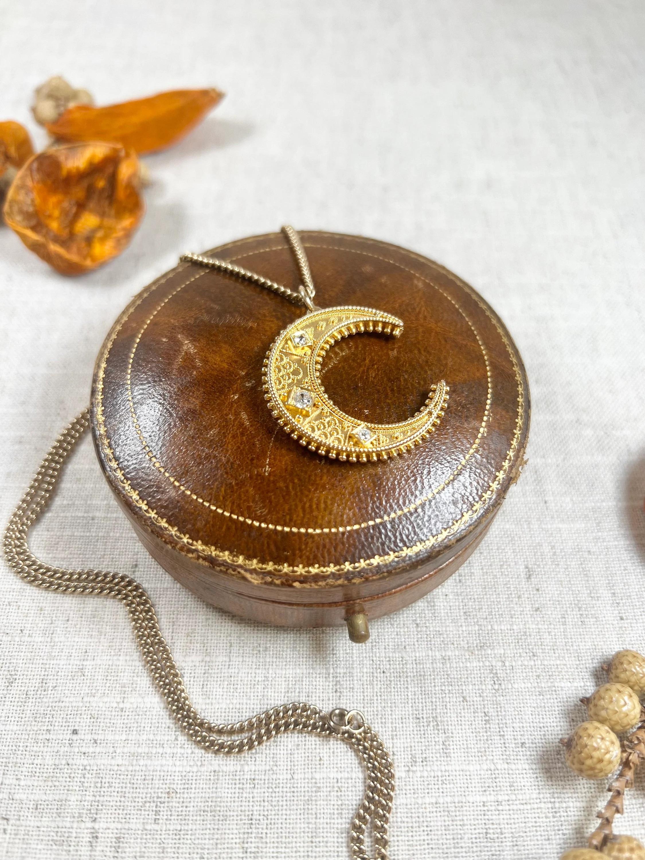 Antique 15ct Gold Victorian, Etruscan Diamond Crescent Pendant 3