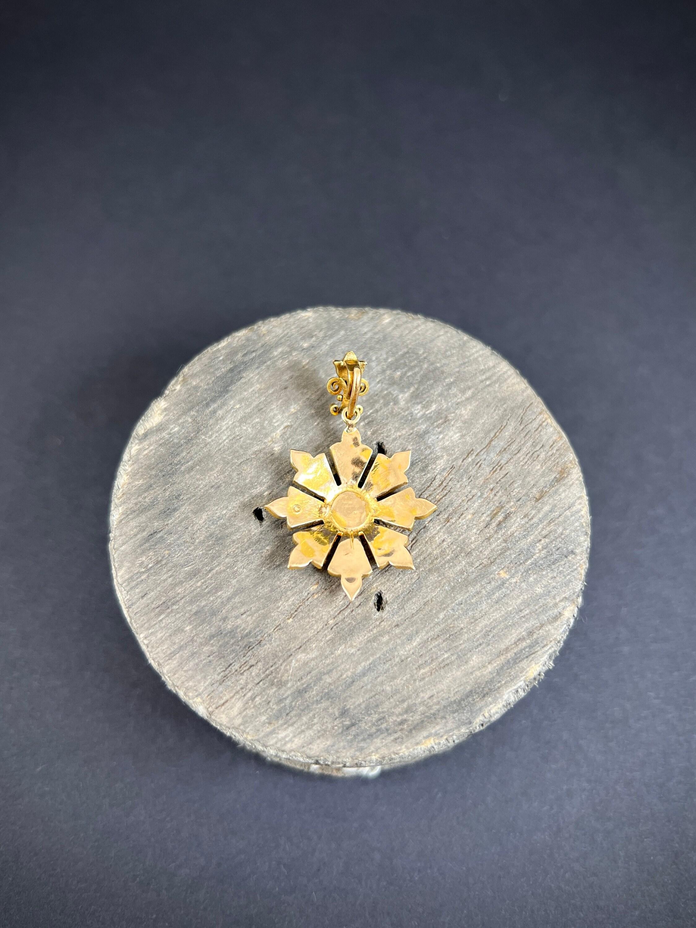Women's or Men's Antique 15ct Gold, Victorian Lapis Lazuli & Pearl Flower Pendant For Sale