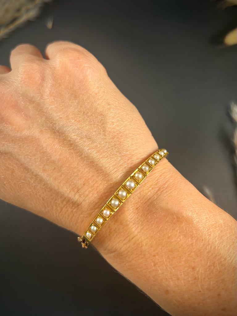 Antique 15ct Gold Victorian Pearl Bangle For Sale 4