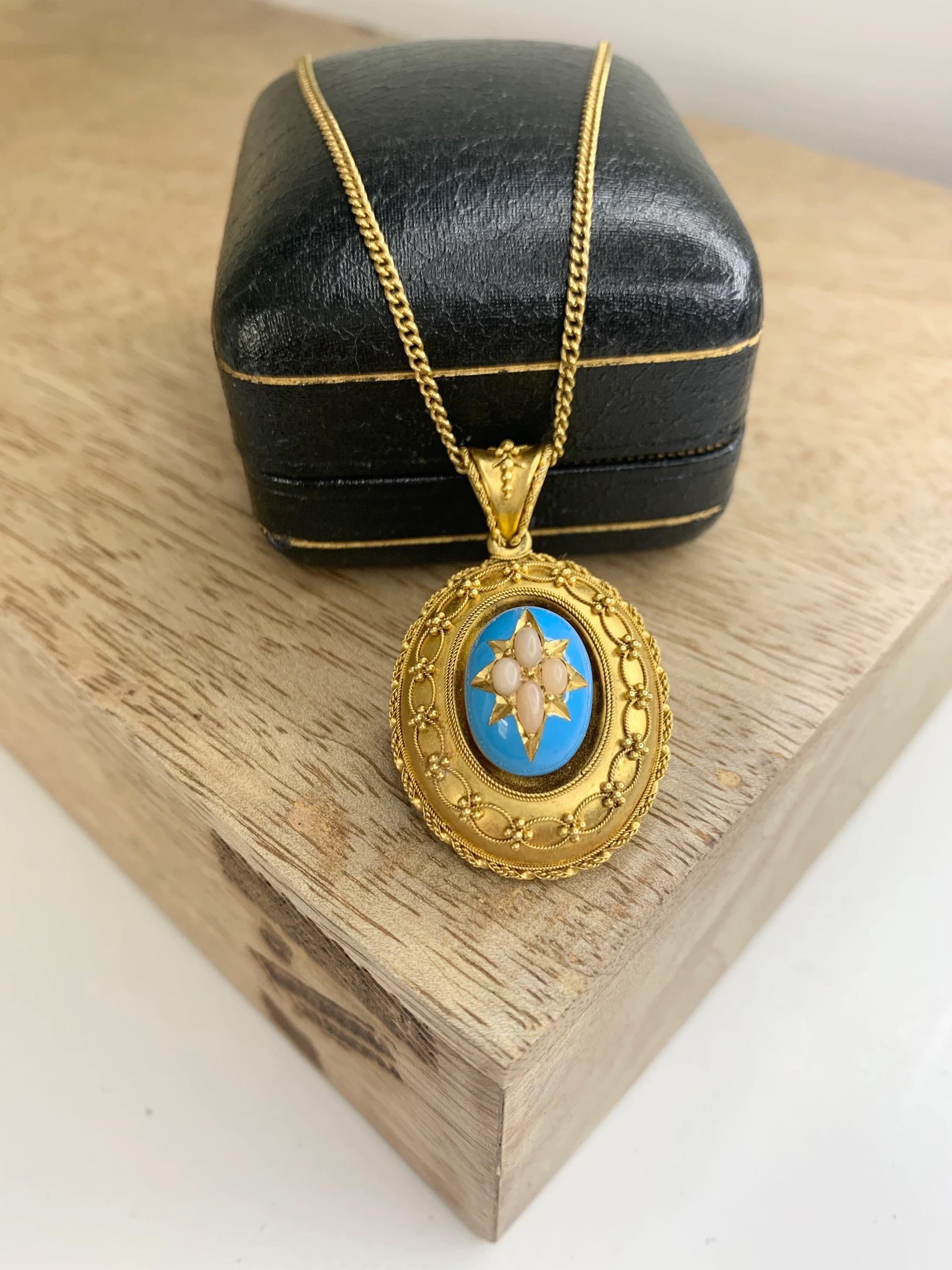 Antique 15ct Gold Victorian Pendant Blue Enamel Centre Star Set Natural Coral In Good Condition For Sale In Brighton, GB