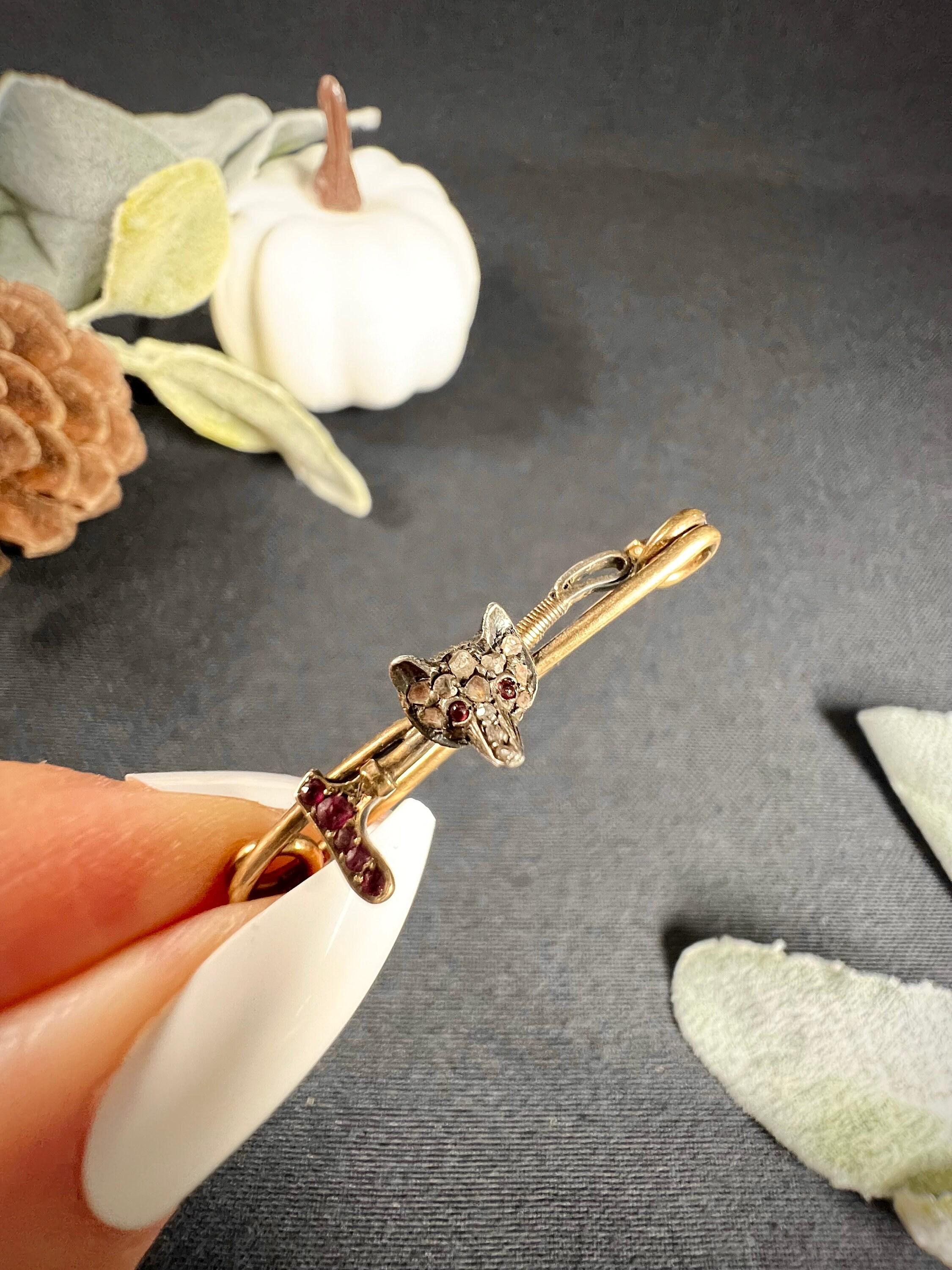 Antique 15ct Gold Victorian Ruby & Diamond Fox Riding Crop Stock Pin Brooch For Sale 4