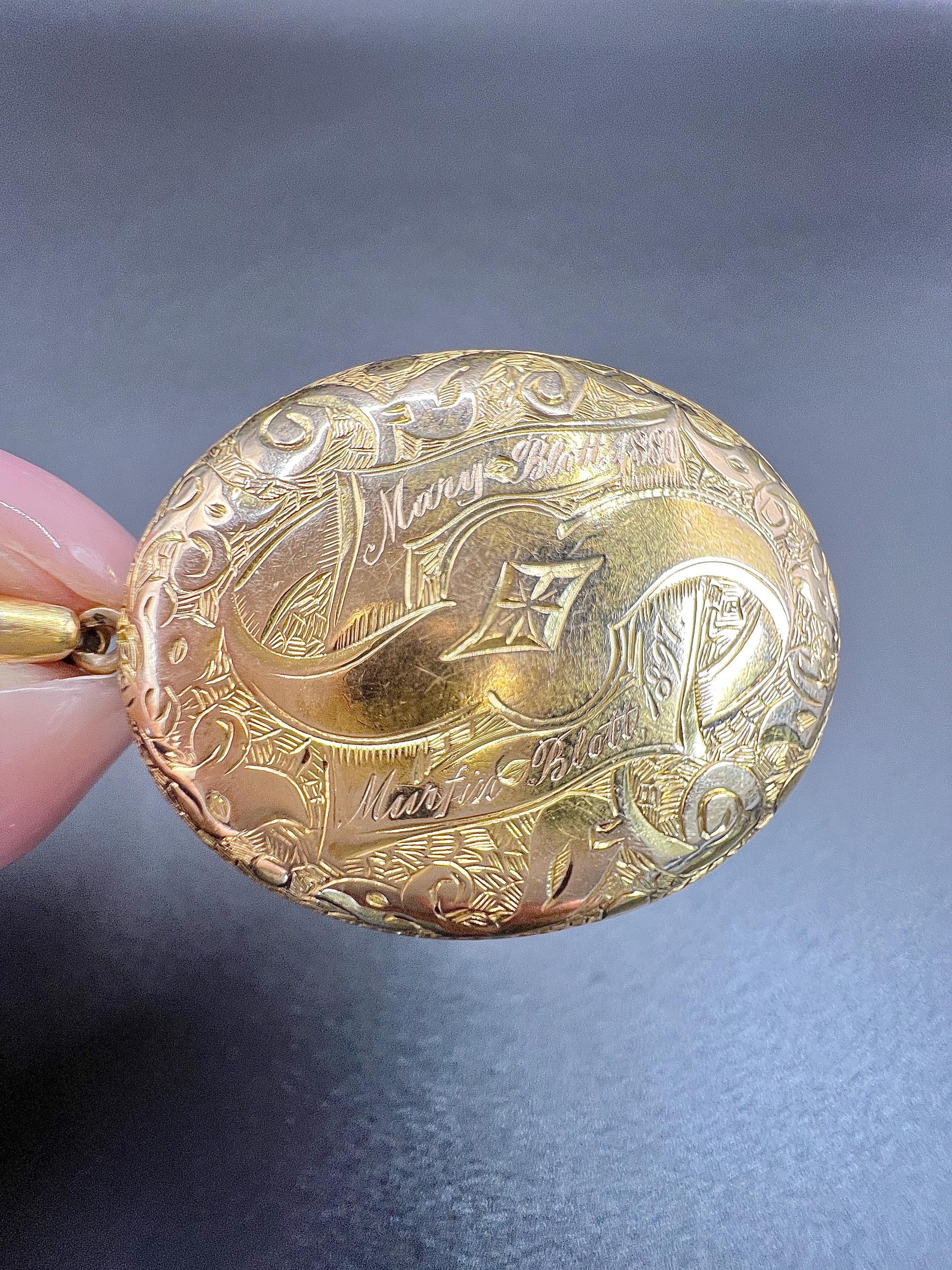 da uomo o donna Antico medaglione ovale in oro 15 ct, perle di semi e smalto blu di epoca vittoriana in vendita