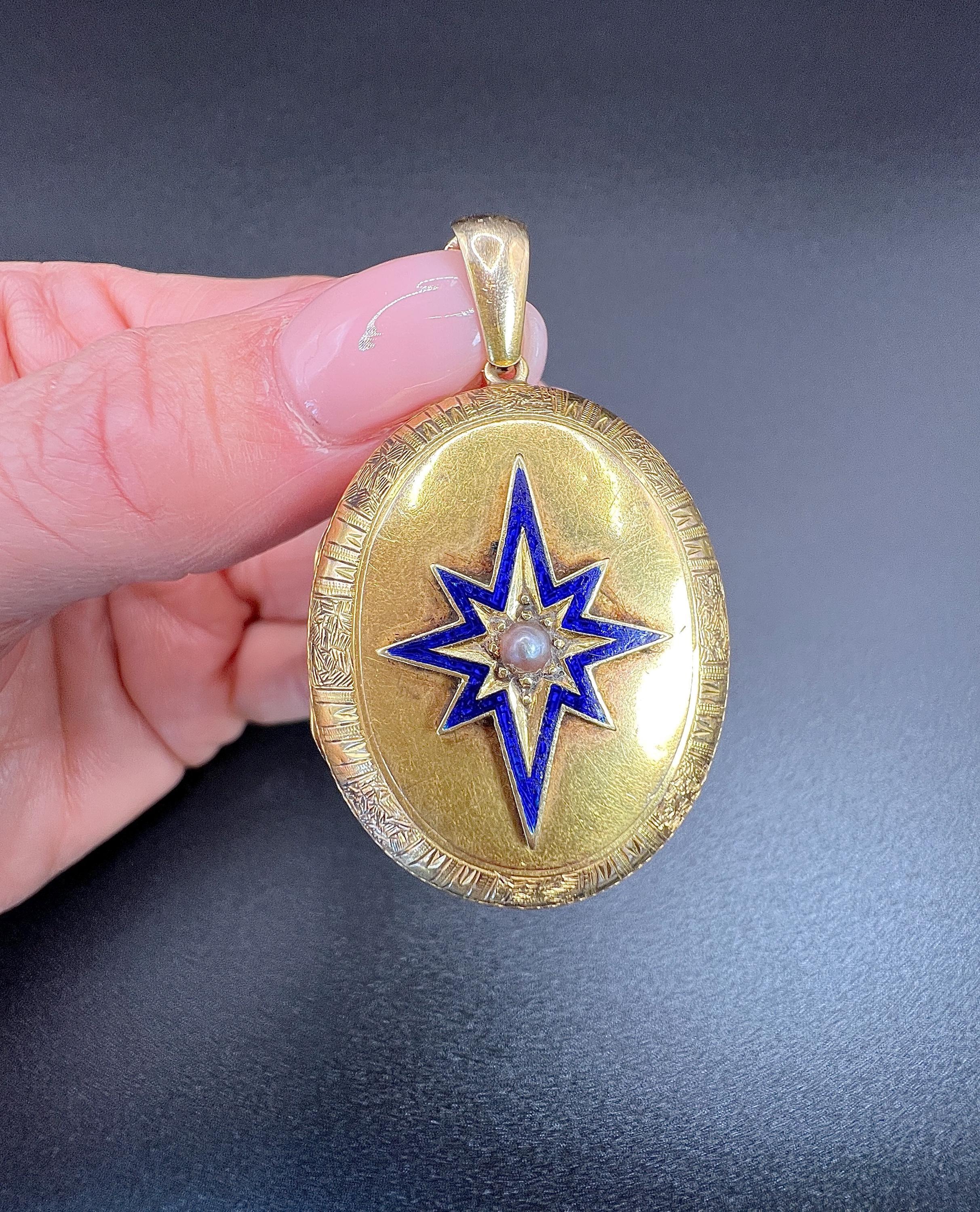 Antico medaglione ovale in oro 15 ct, perle di semi e smalto blu di epoca vittoriana in vendita 2