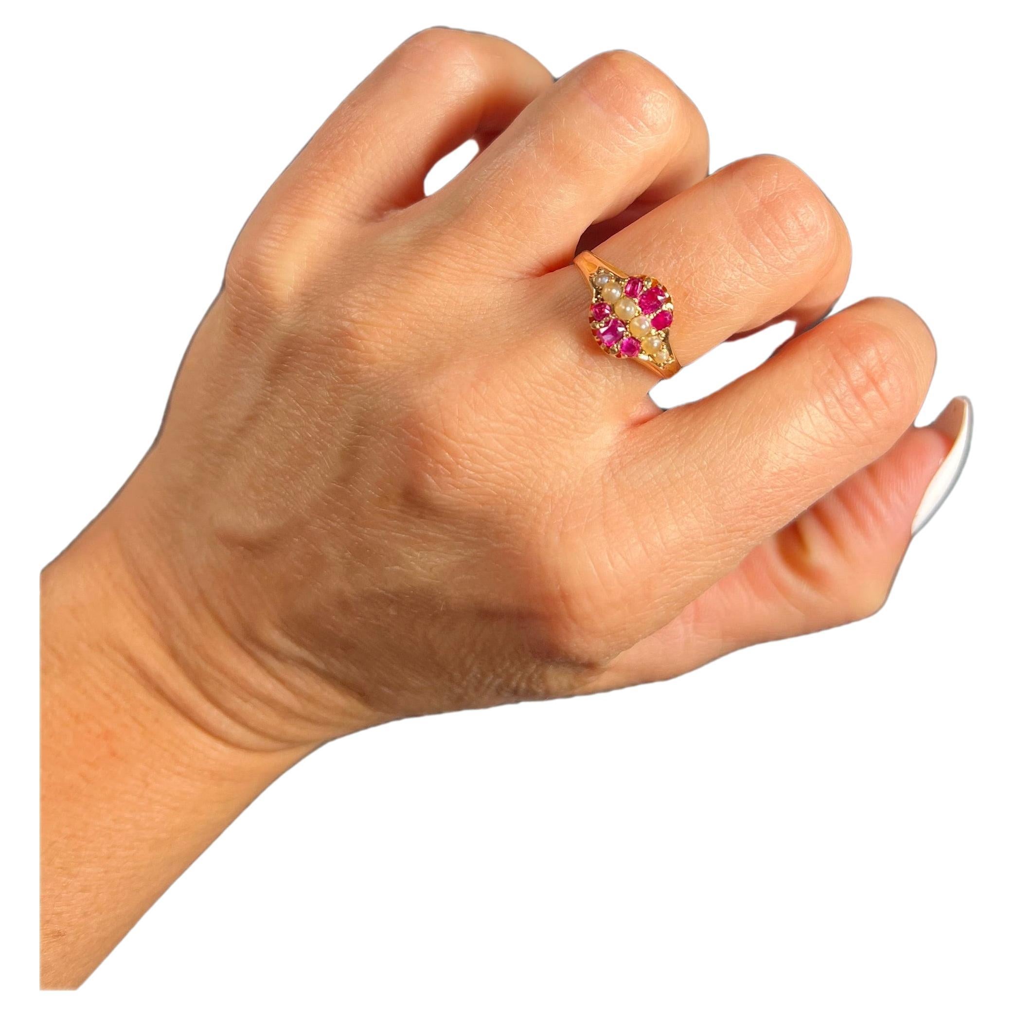 Bague victorienne ancienne en or 15 carats, perles naturelles et rubis