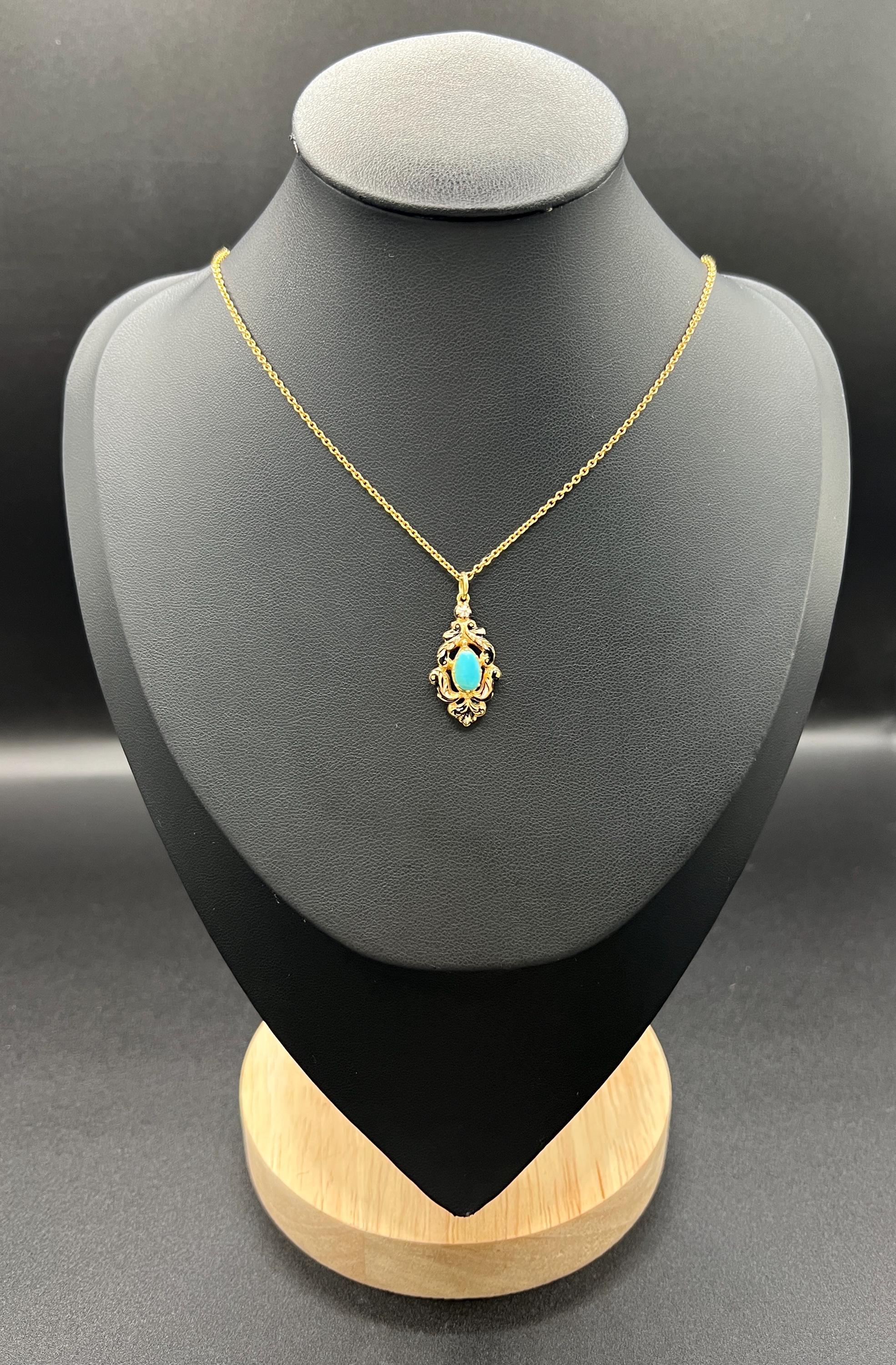 Antico ciondolo vittoriano in oro 15ct con turchese e smalto in vendita 4