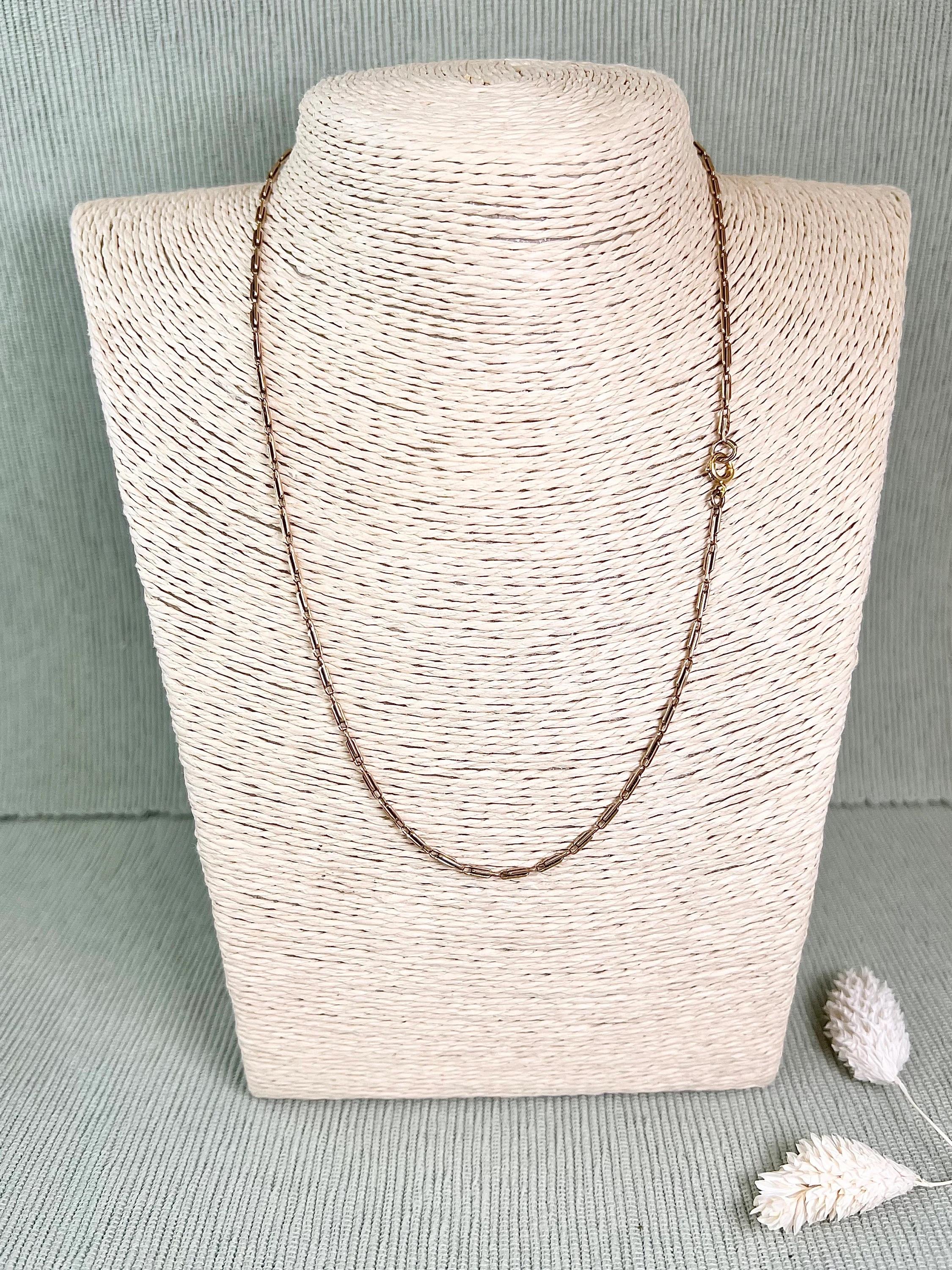 Antique 15ct Rose Gold Victorian Paper Clip Link Chain Necklace In Good Condition For Sale In Brighton, GB