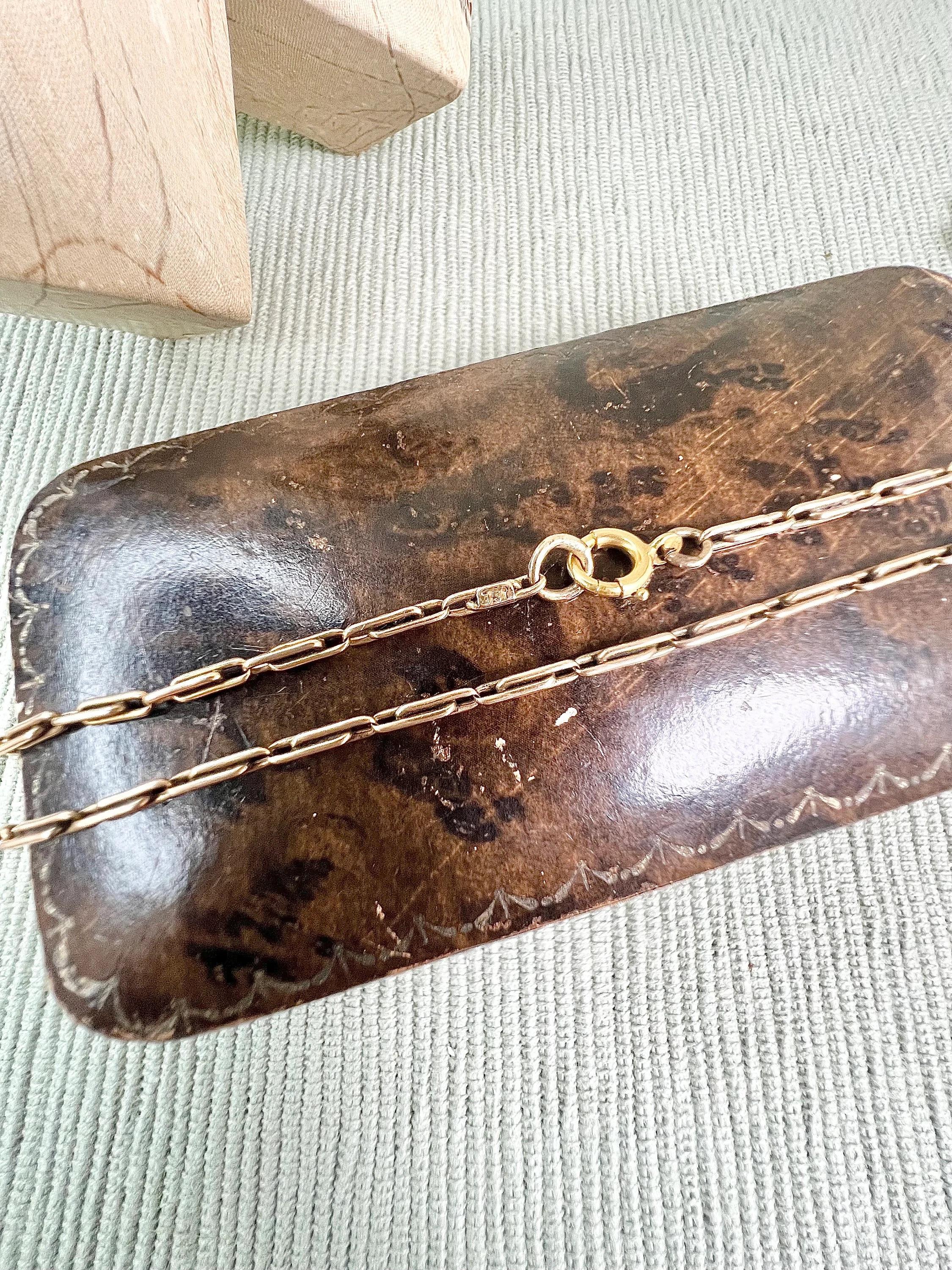 Antique 15ct Rose Gold Victorian Paper Clip Link Chain Necklace For Sale 1