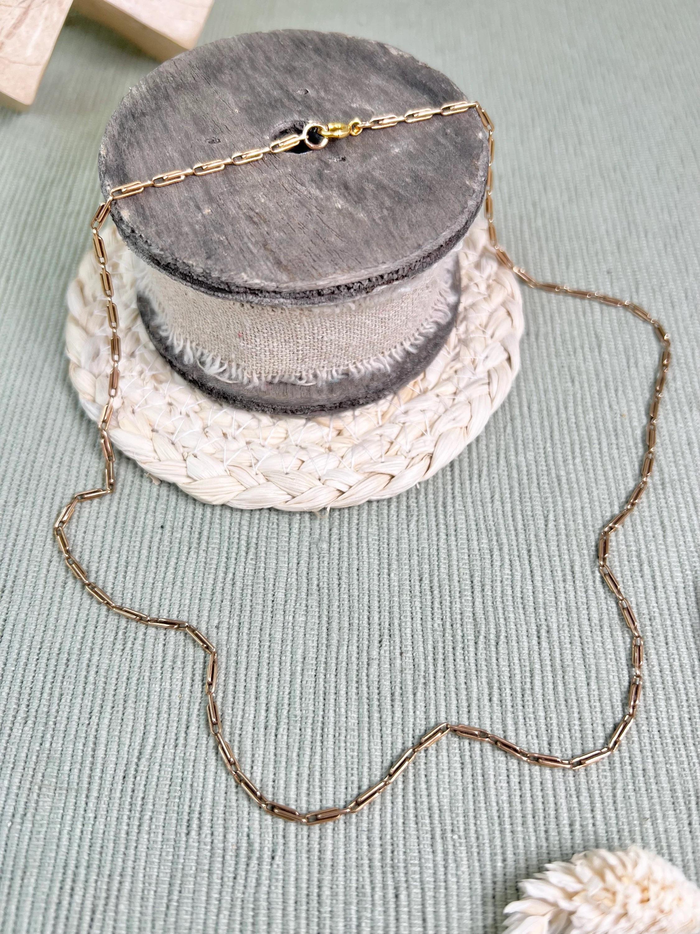 Antique 15ct Rose Gold Victorian Paper Clip Link Chain Necklace For Sale 3